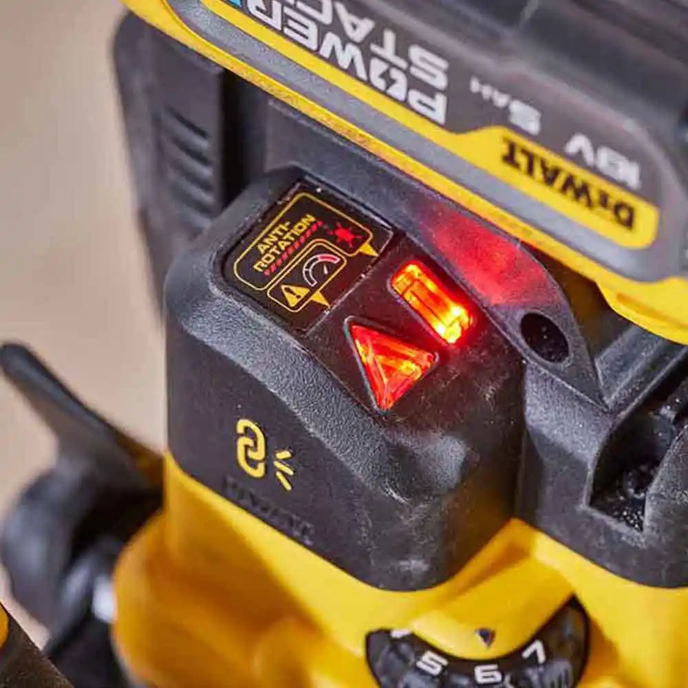 DEWALT 18V Brushless XR 70mm 1/2" Plunge Router Skin DCW620NT-XE