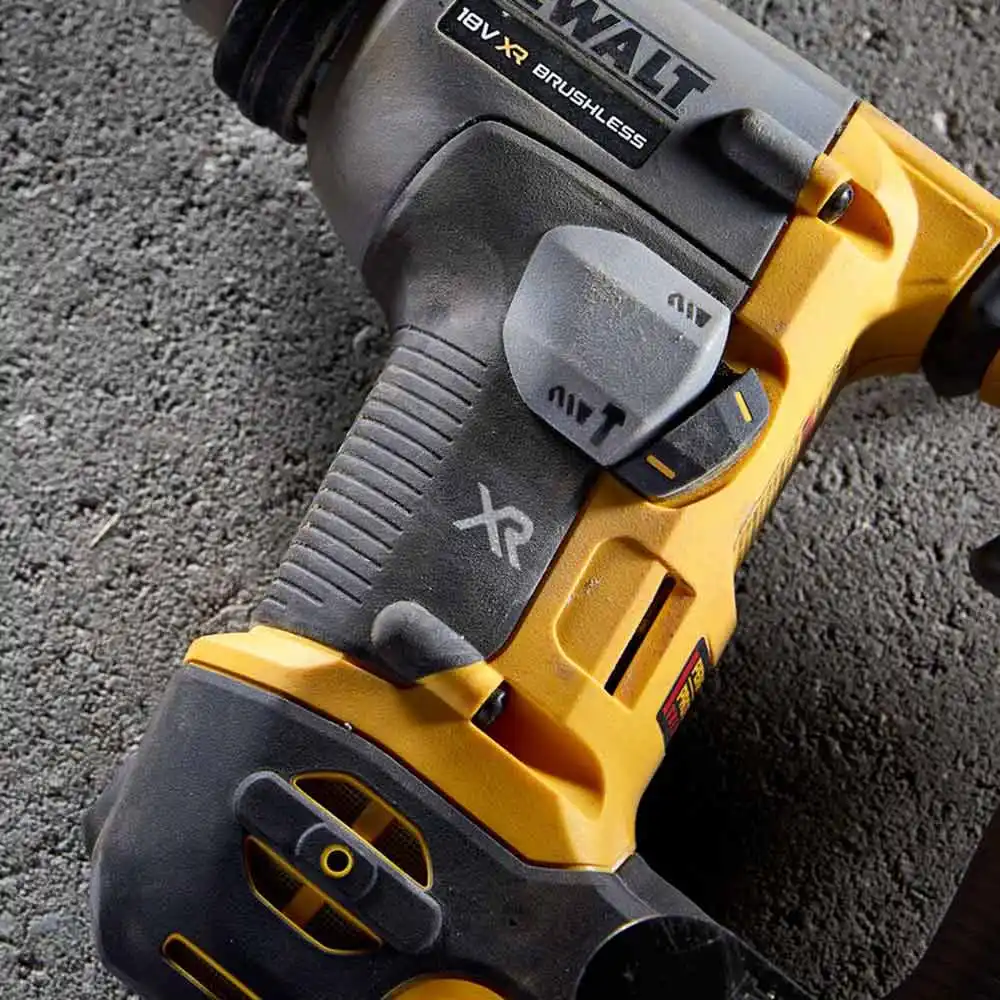 DEWALT 18V SDS+ Rotary Hammer Skin DCH172N-XJ