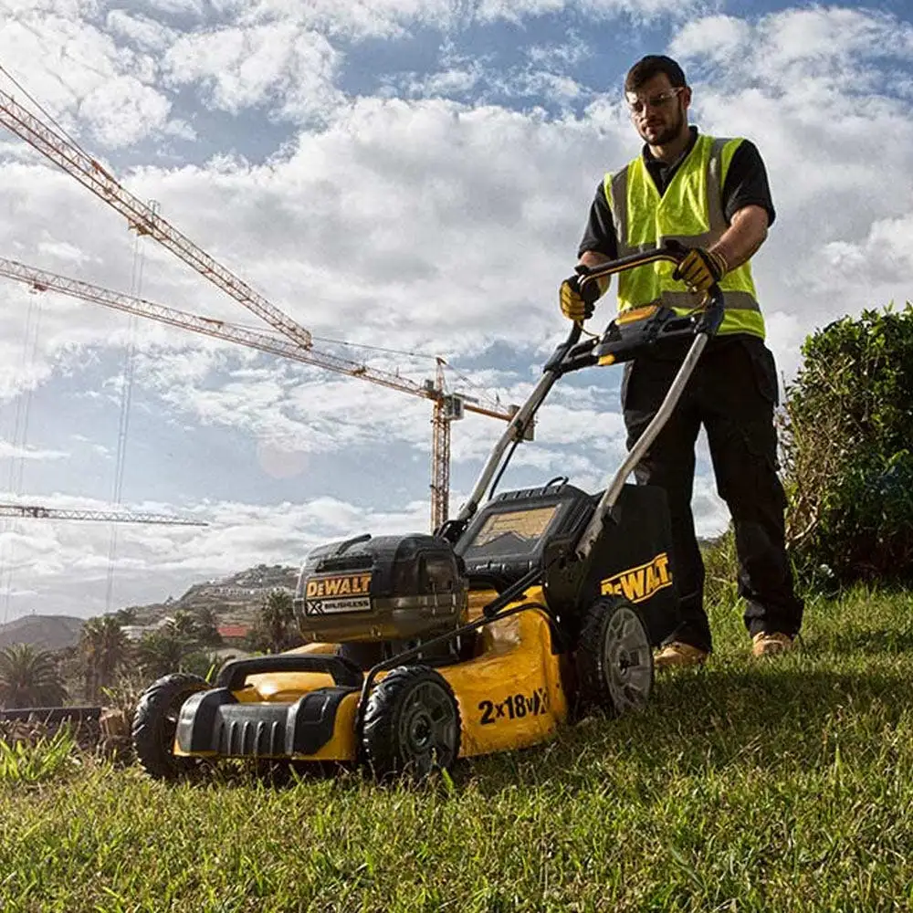 DEWALT 36V Brushless 2 x 5.0Ah 510mm (20") Lawn Mower Kit DCMW564P2-XE