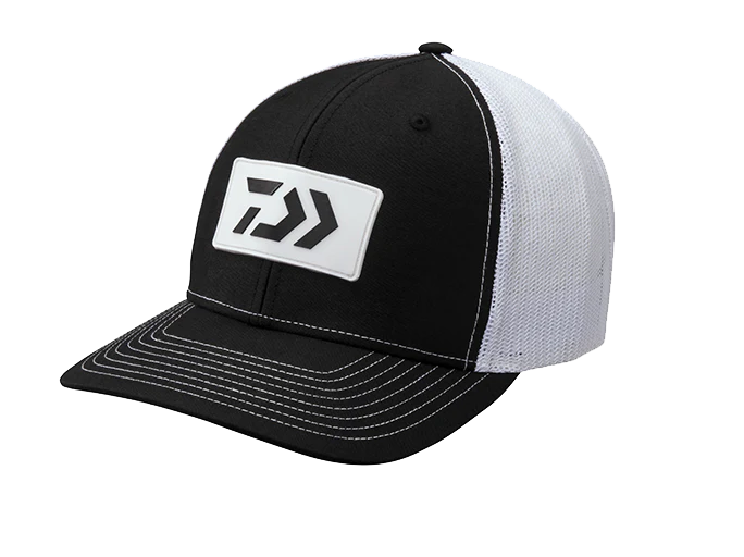 TRUCKER WITH RUBBER LOGO