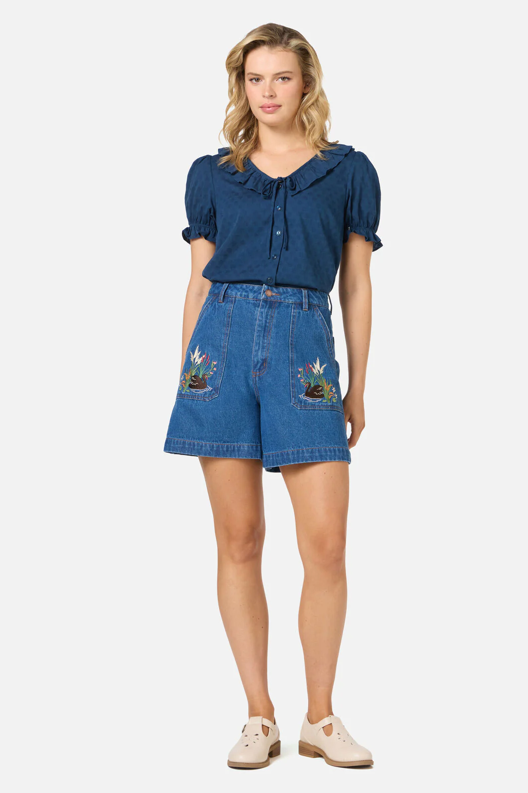 Swan Embroidered Denim Short