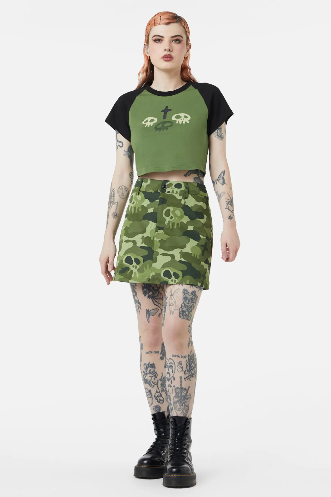 Nook Of The Garden Placement Tee