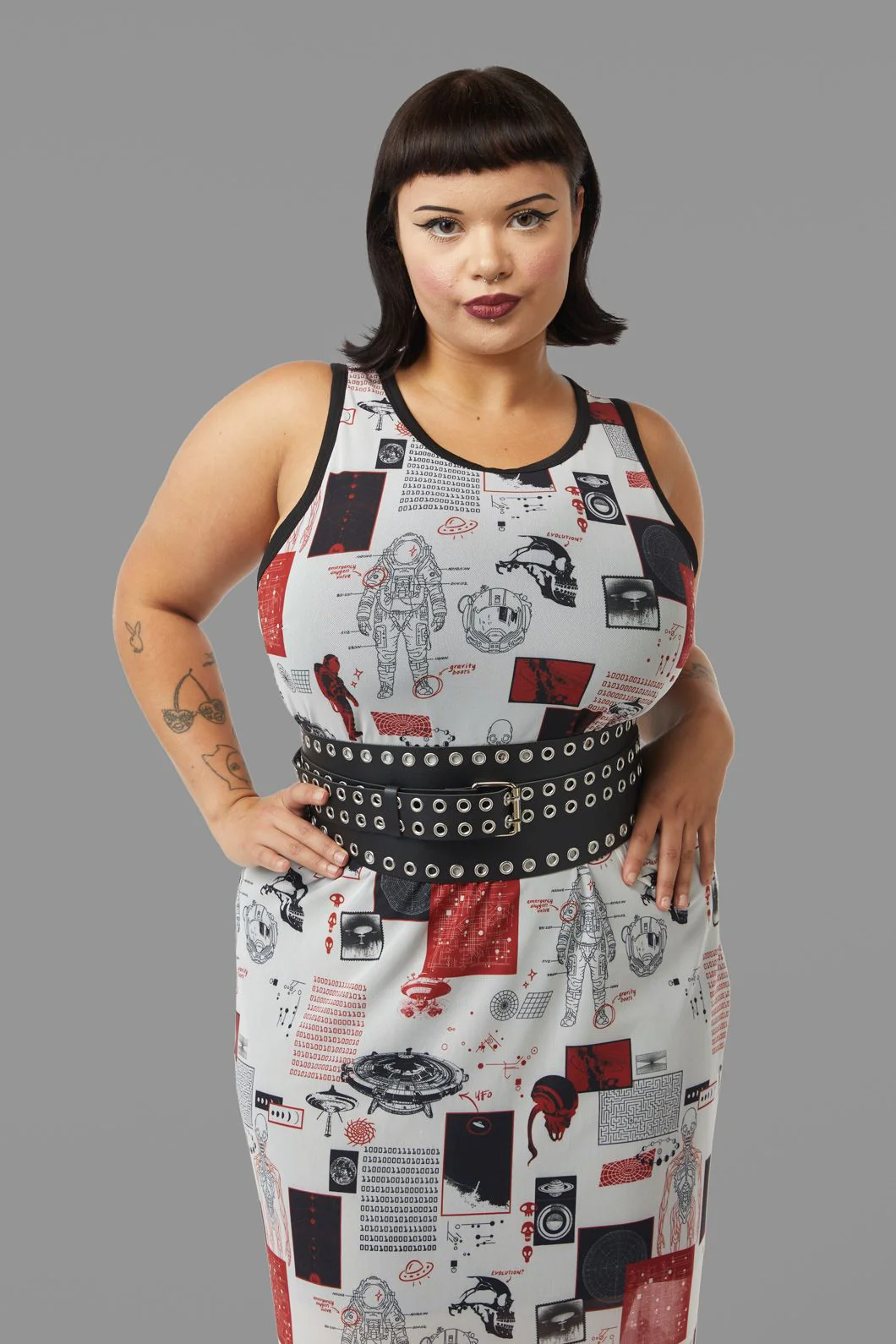 Silver Eyelet Waist Belt