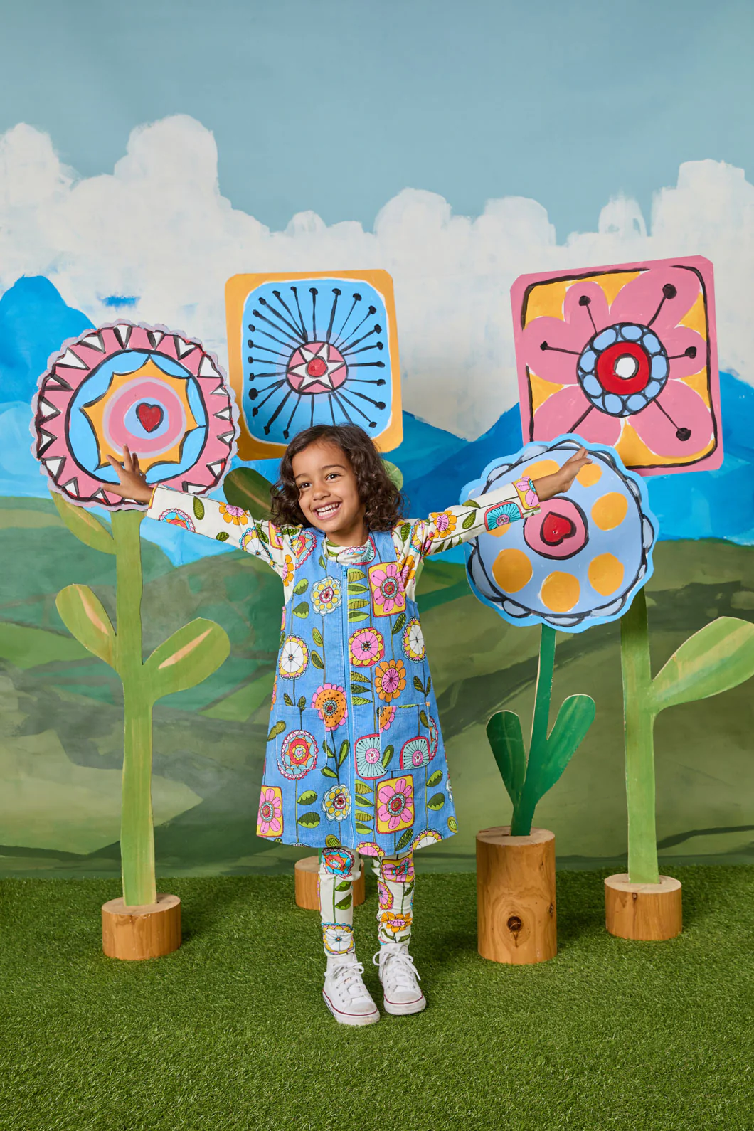 Wallpaper Kids Pinafore