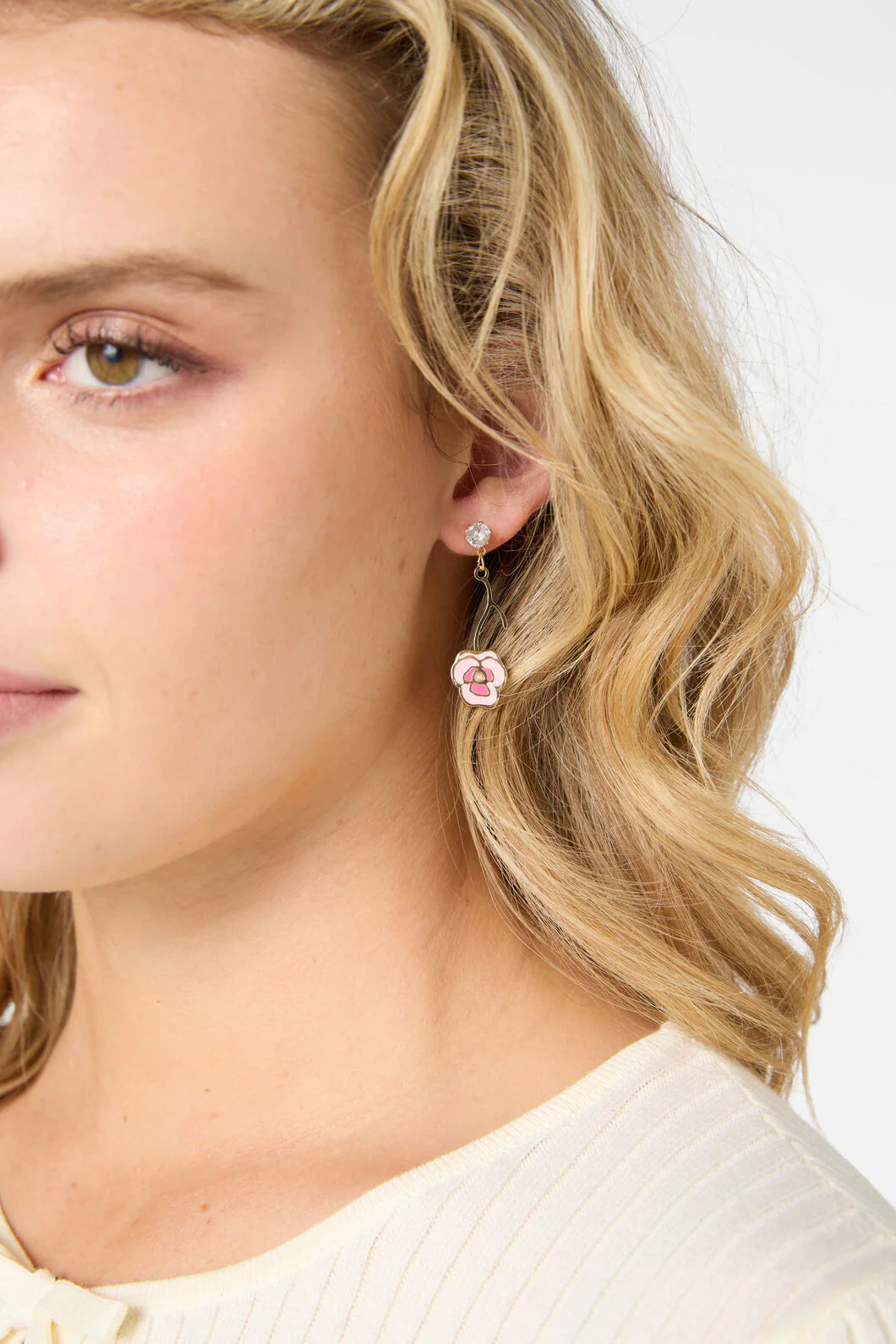 Gentle Floral Earrings