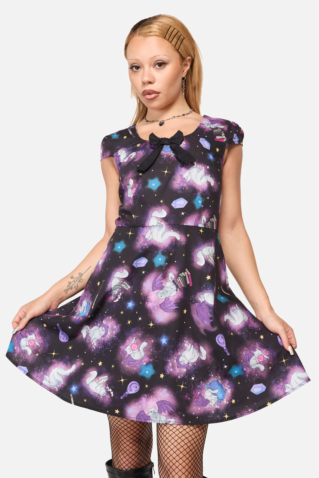Witches Familiar Short Sleeve Dress