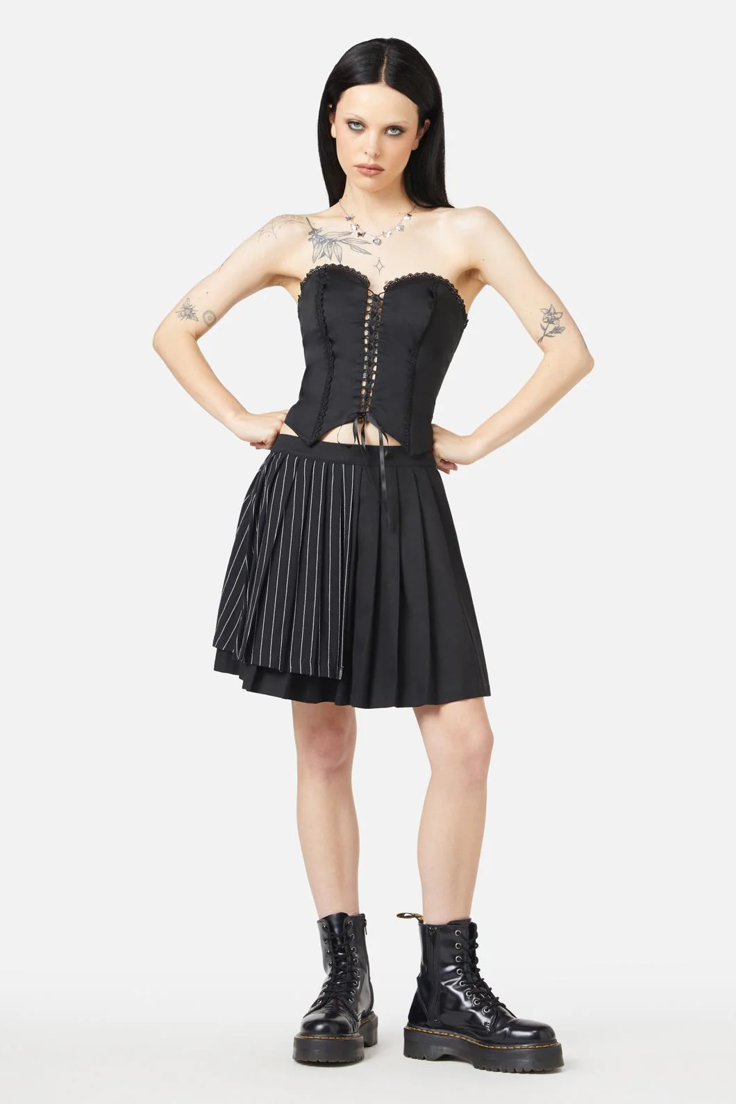 Frosty Air Lacey Corset