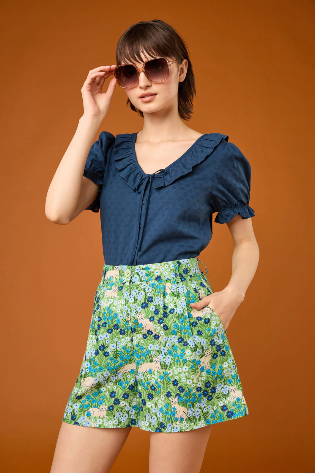 Champagne 70s Glamour Sunglass