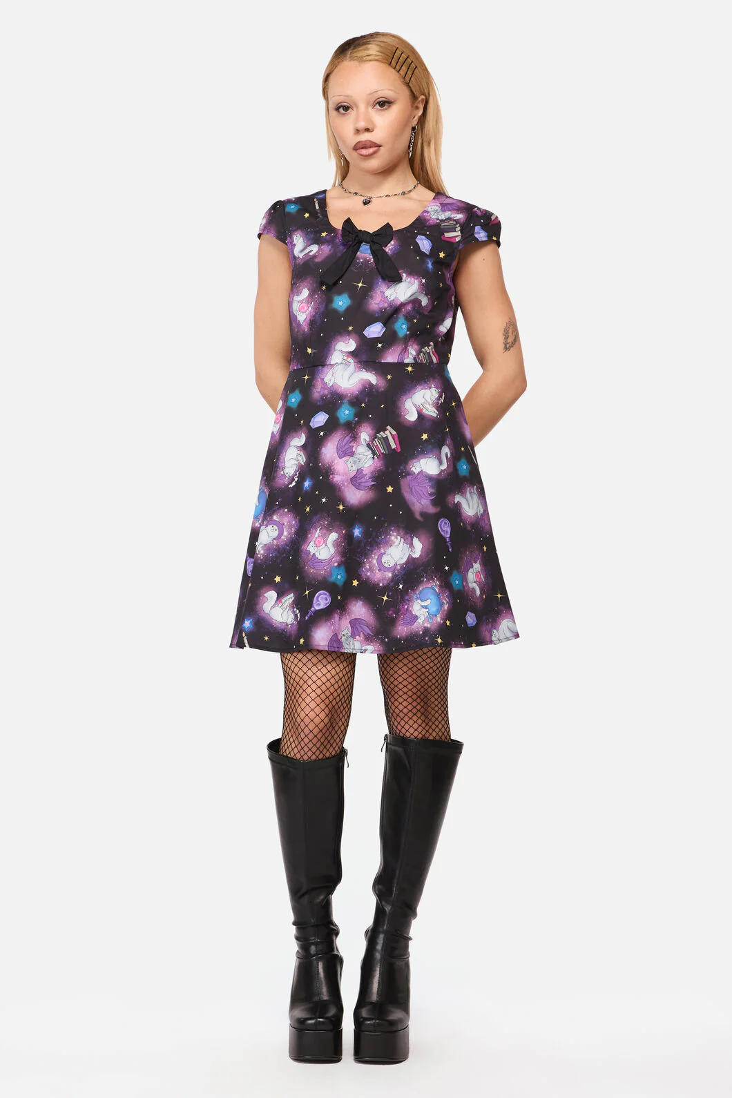 Witches Familiar Short Sleeve Dress