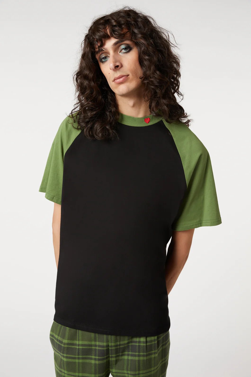 Queens Temper Raglan Tee