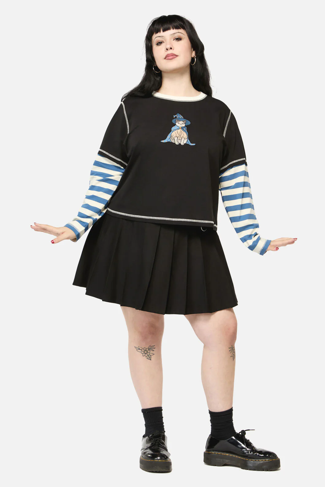 Curve Iykyk Long Contrast Sleeve Top