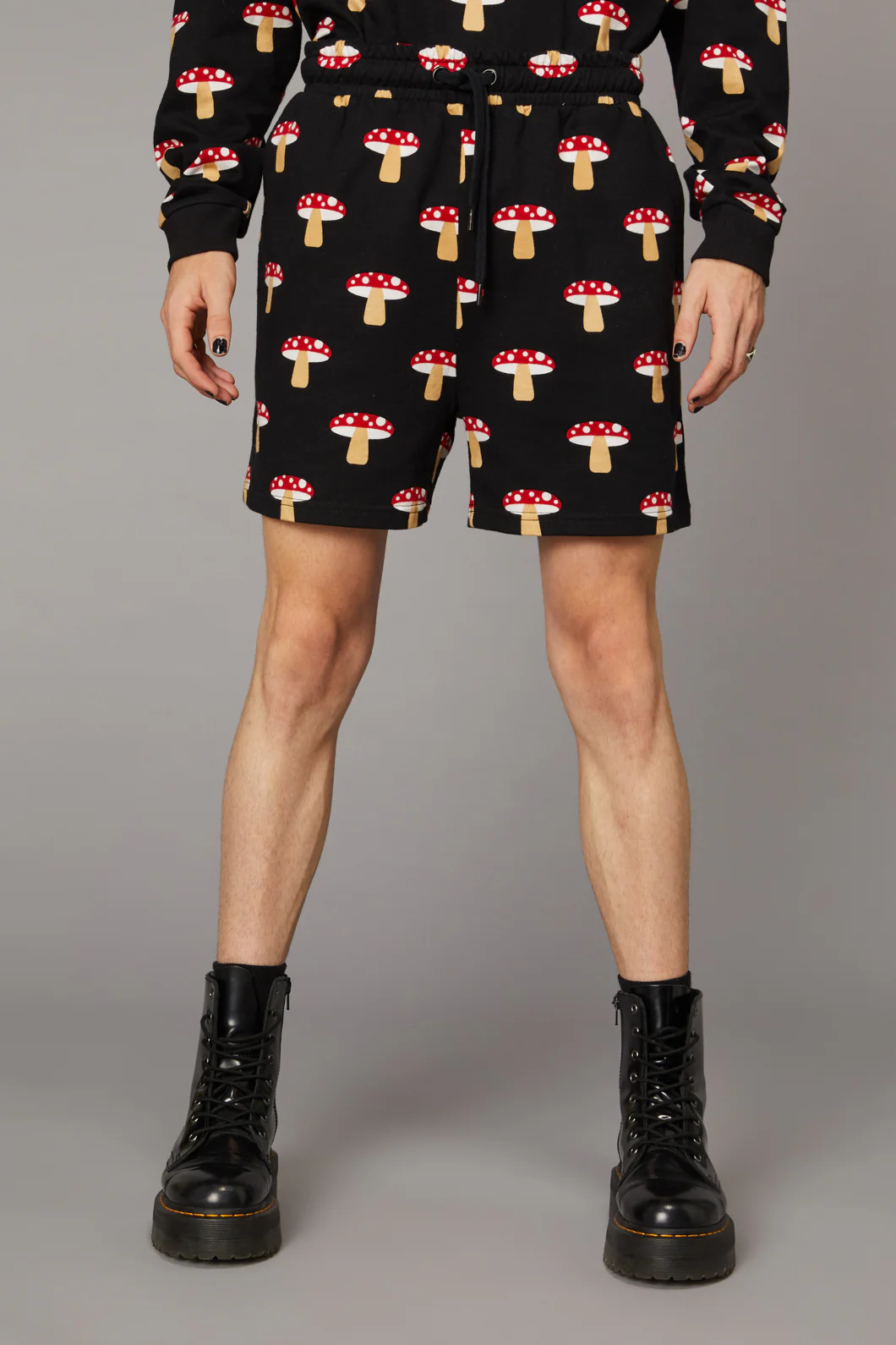 Mushroom Print Short