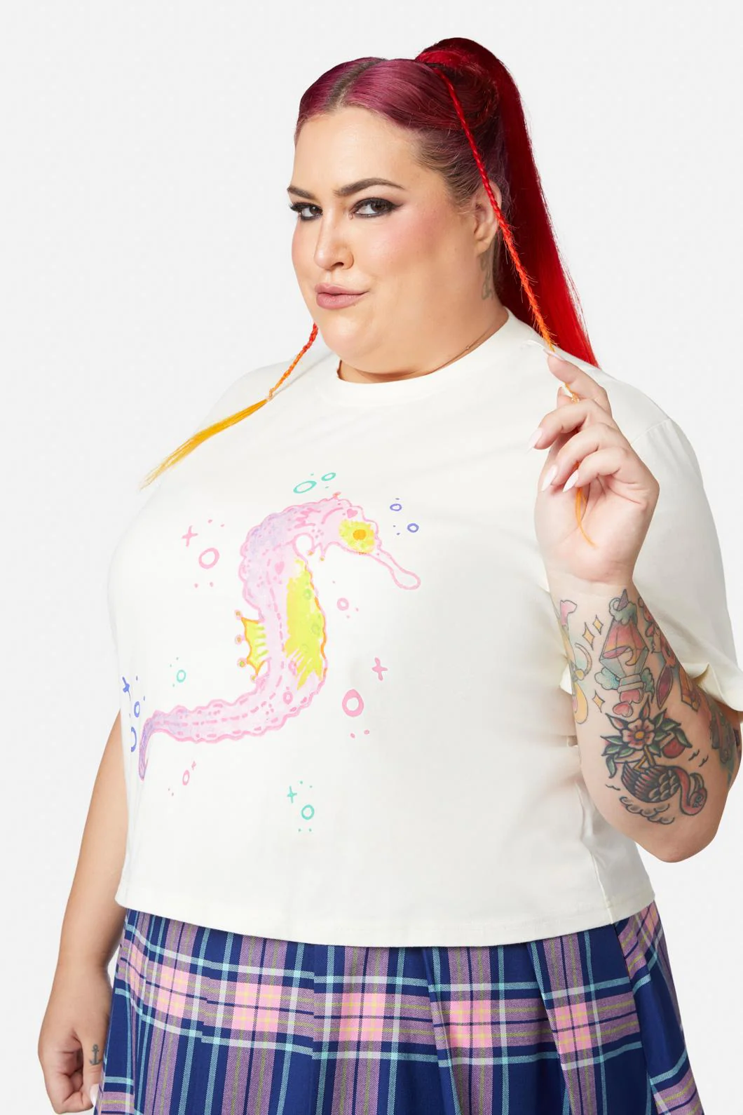 Curve Seahorse Tee