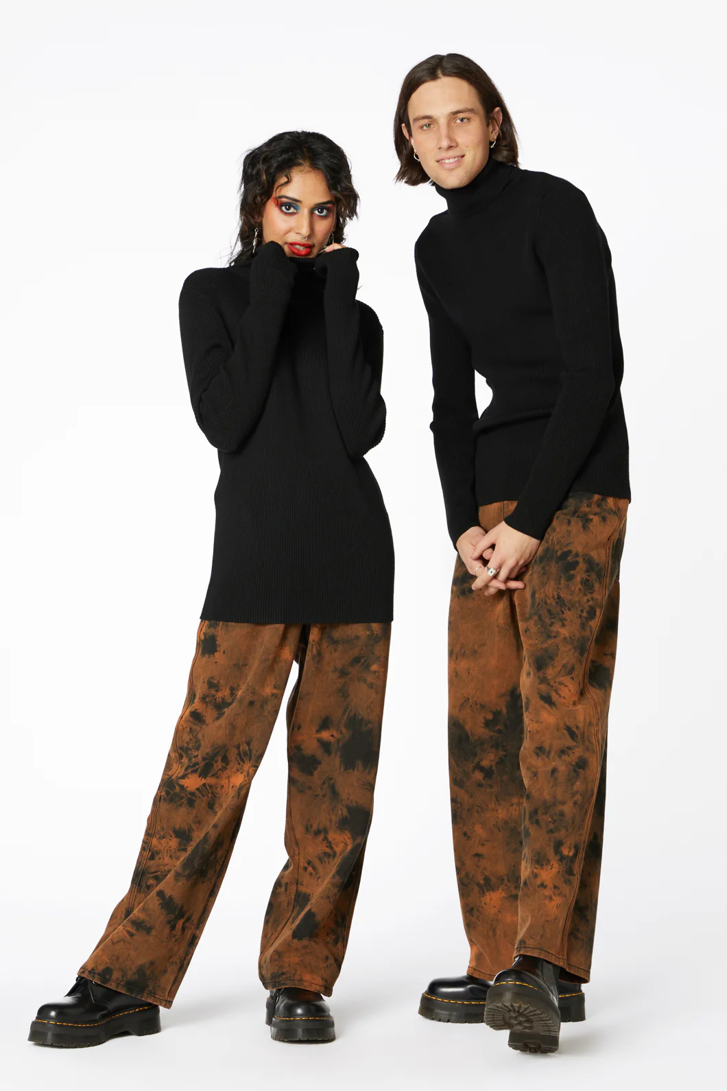 Danger Unisex Knitted Skivv