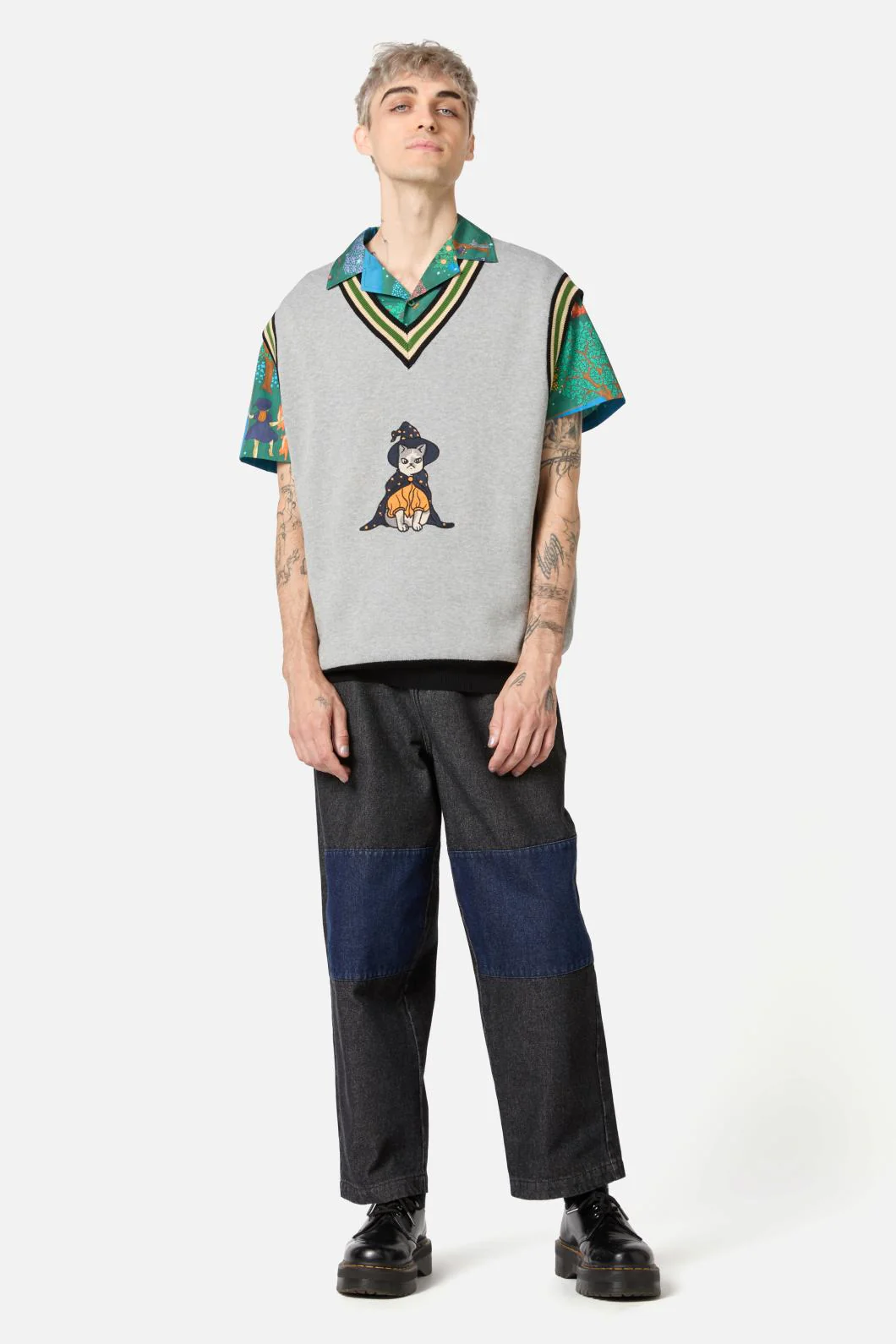 Wizard Cat Knit Vest