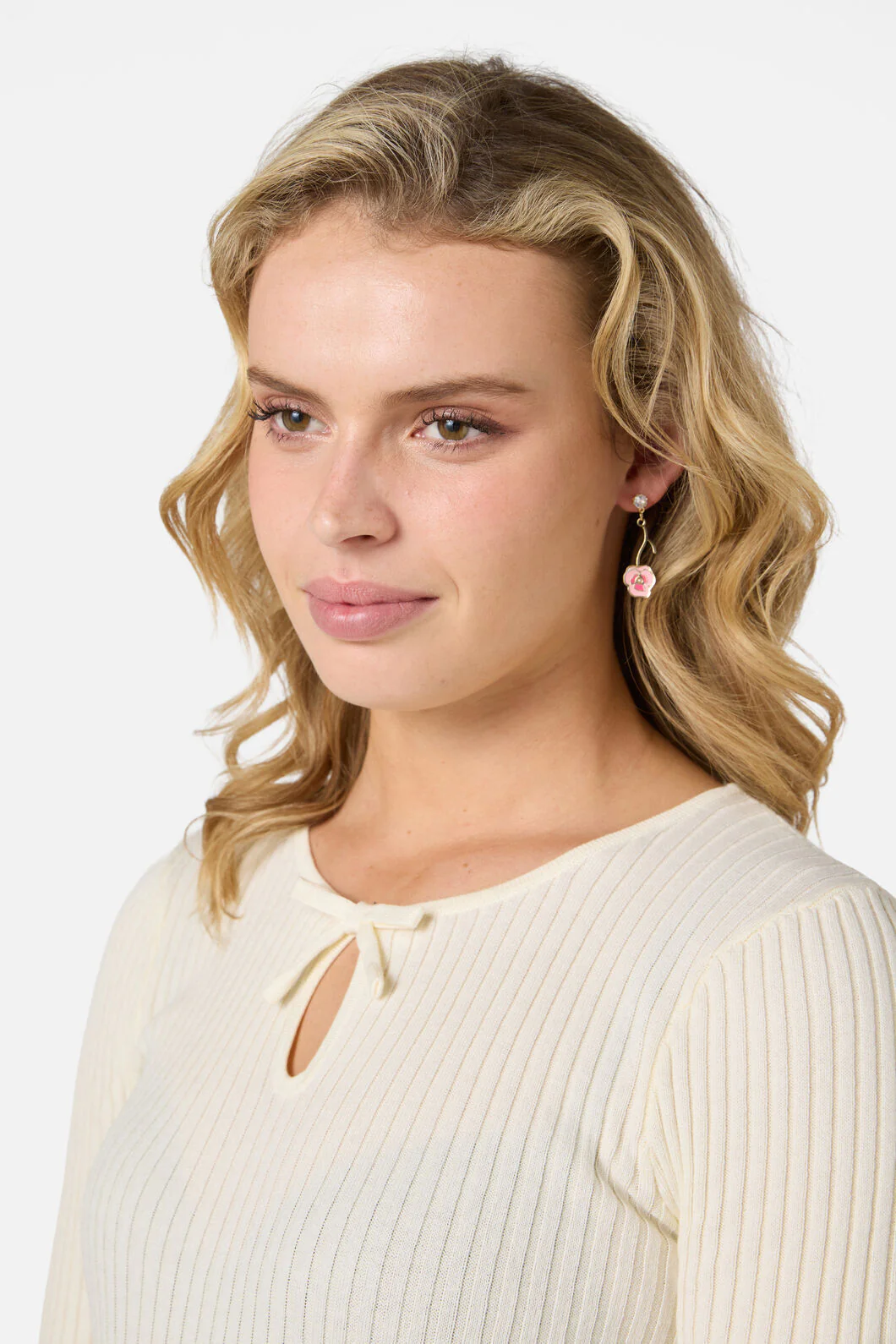 Gentle Floral Earrings