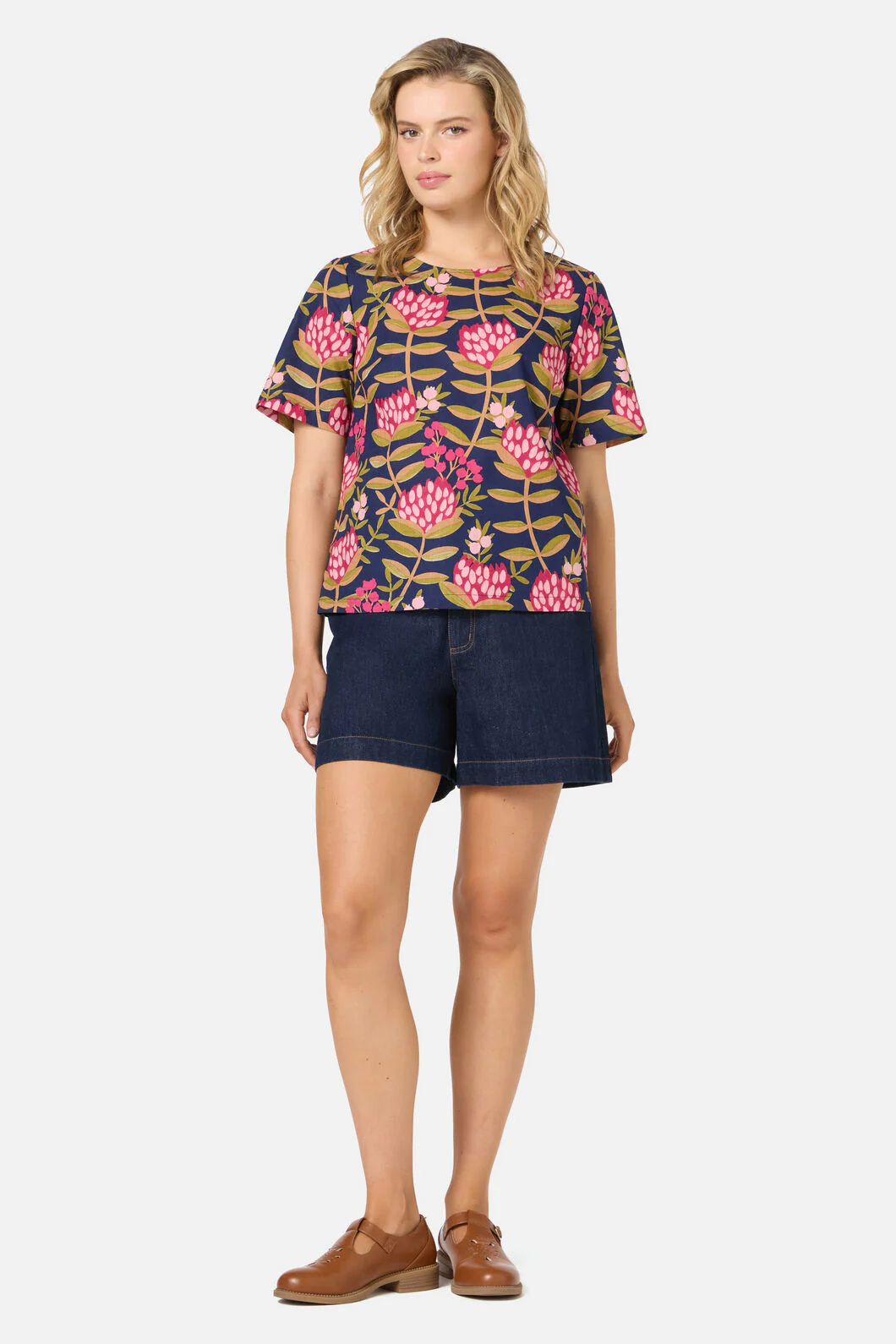 Protea Flower Short Sleeve Top