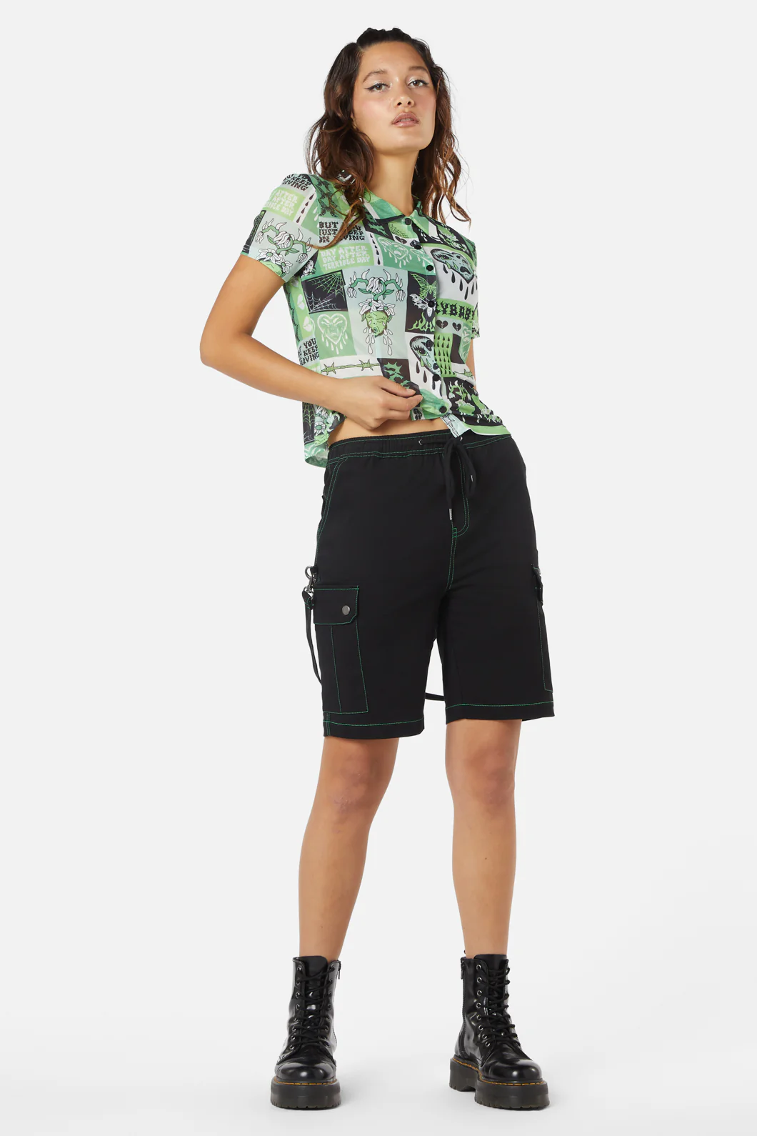 The End Contrast Stitch Drill Short