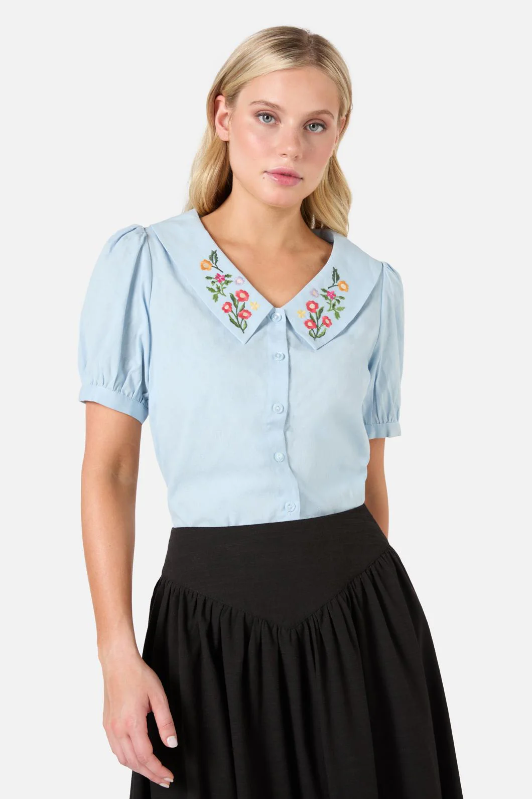 Lattice Embroiderd Blouse