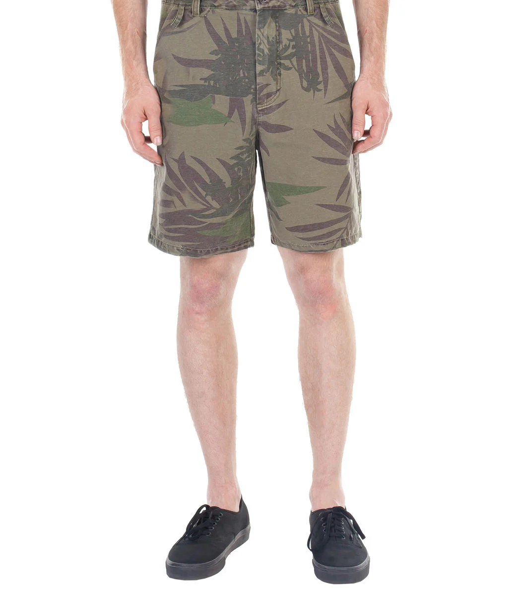 Stitchless Camo Short