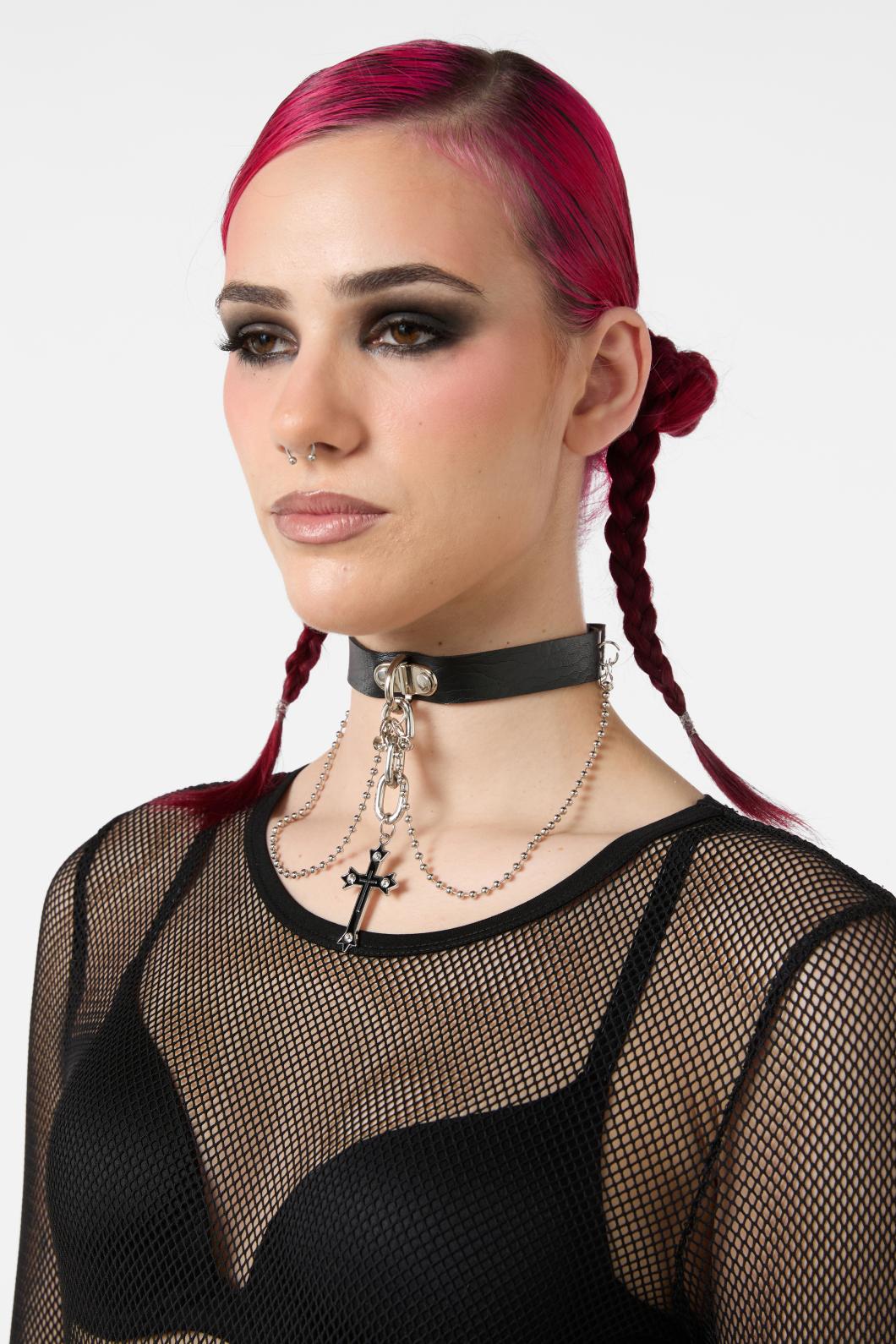 Drop Cross Choker