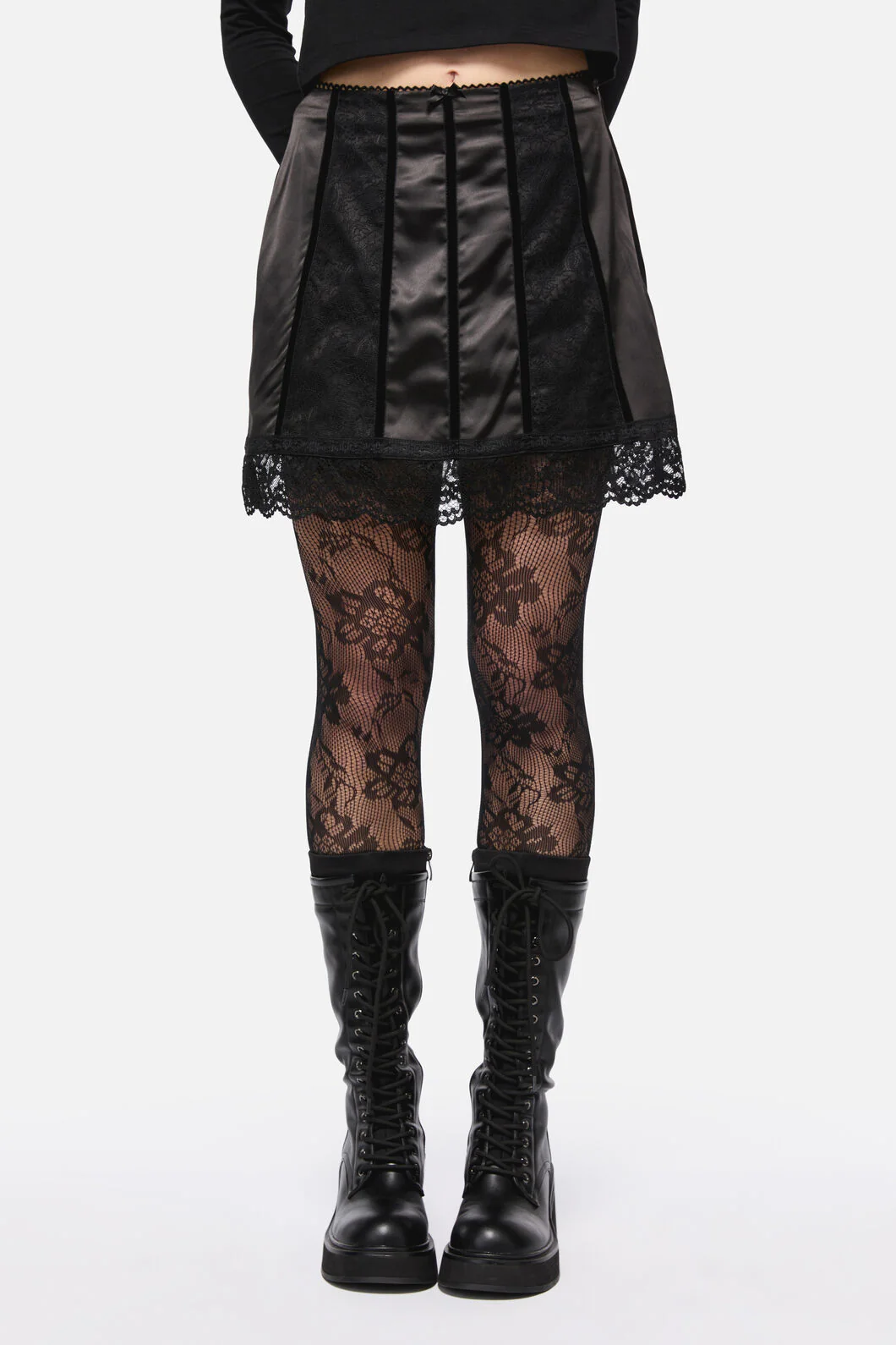 Forgotten City Lace Trim Skort