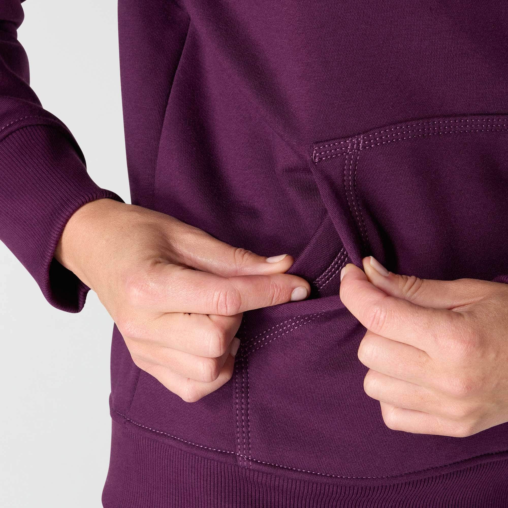 Women's Relaxed Fit Midweight Logo Sleeve Graphic Hoodie