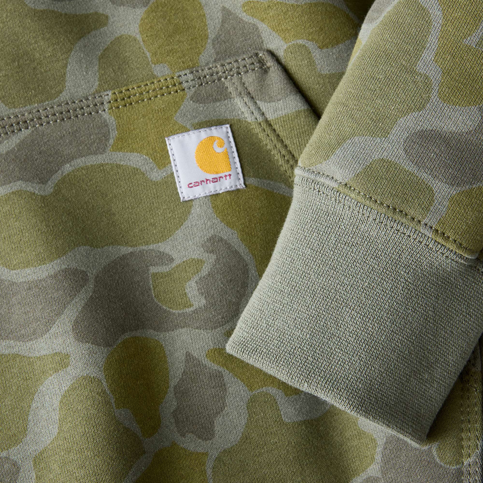 Women's Relaxed Fit Midweight Logo Sleeve Graphic Printed Sweatshirt