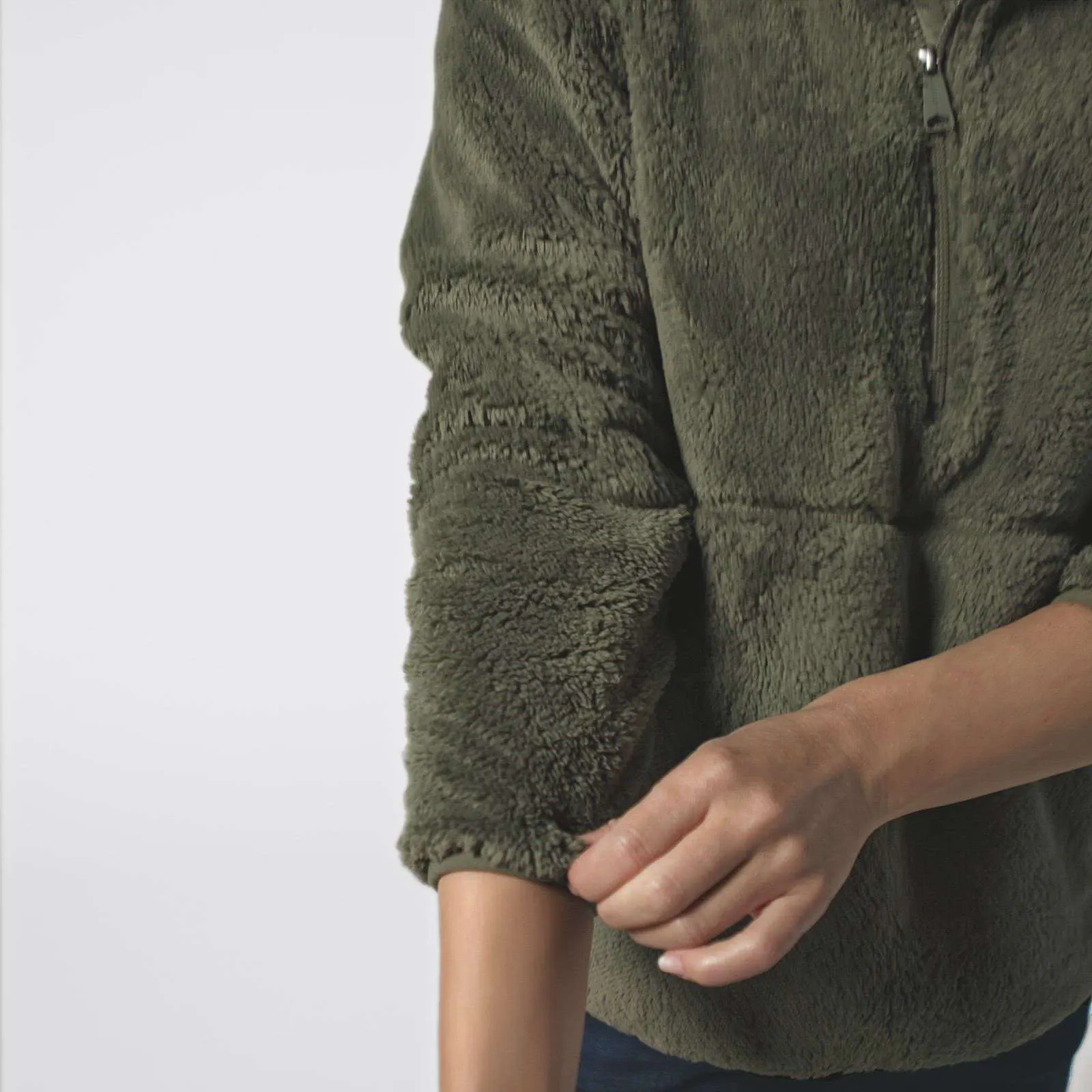 Women's Loose Fit Fleece Pullover - 3 Warmest Rating