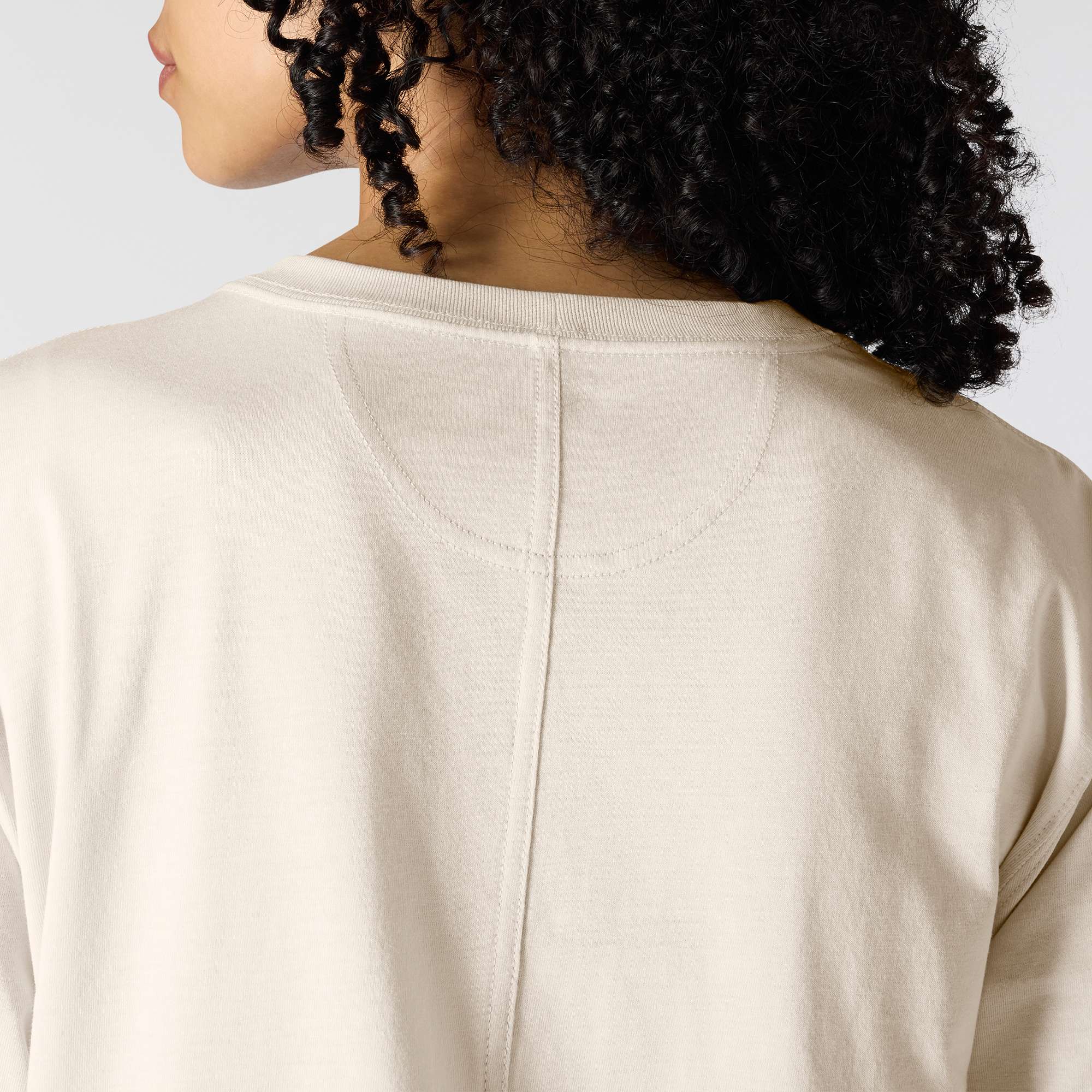 Women's TENCEL™ Fiber Series Loose Fit Long-Sleeve Crewneck Pocket T-Shirt