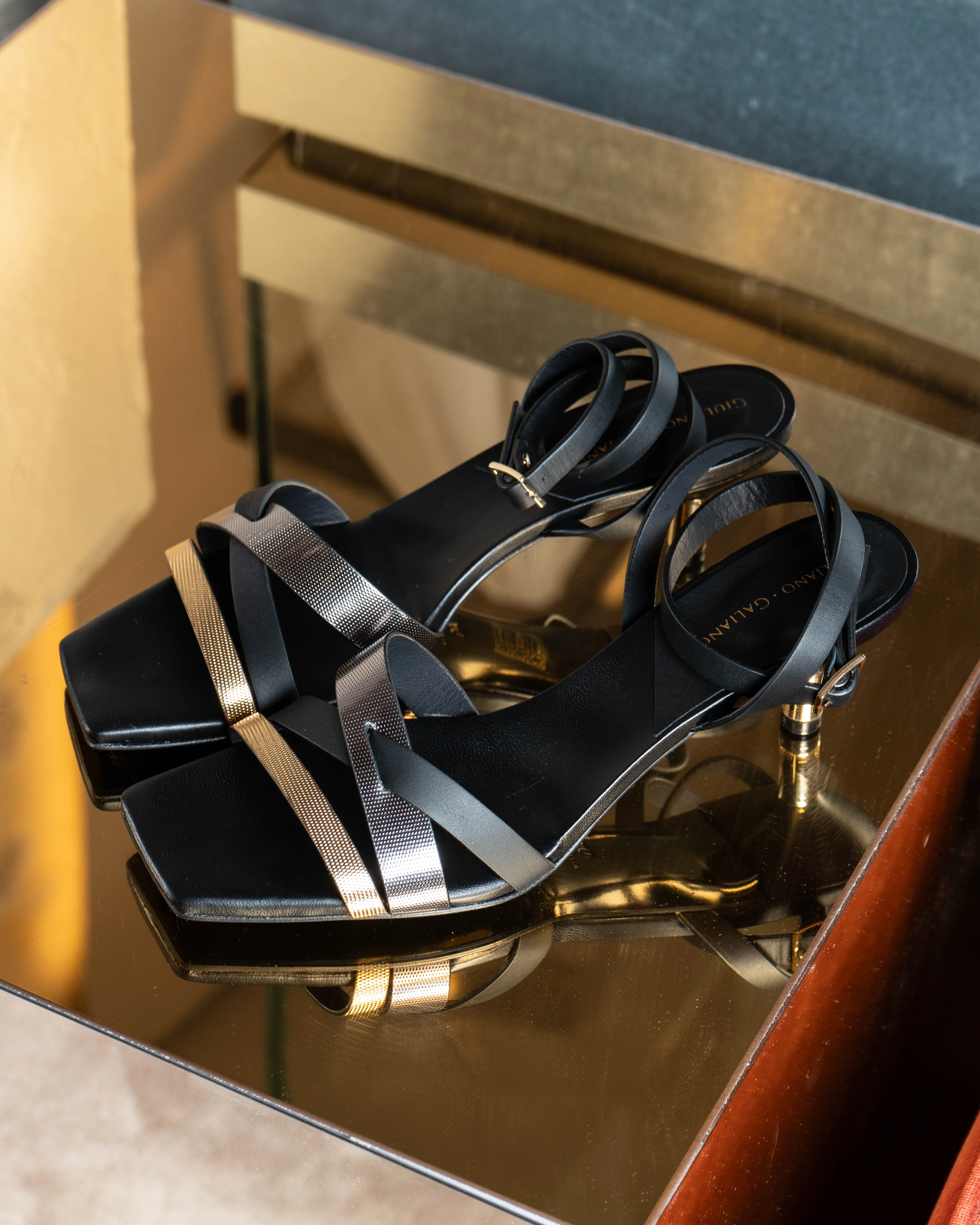 Lauren Sandals | Black