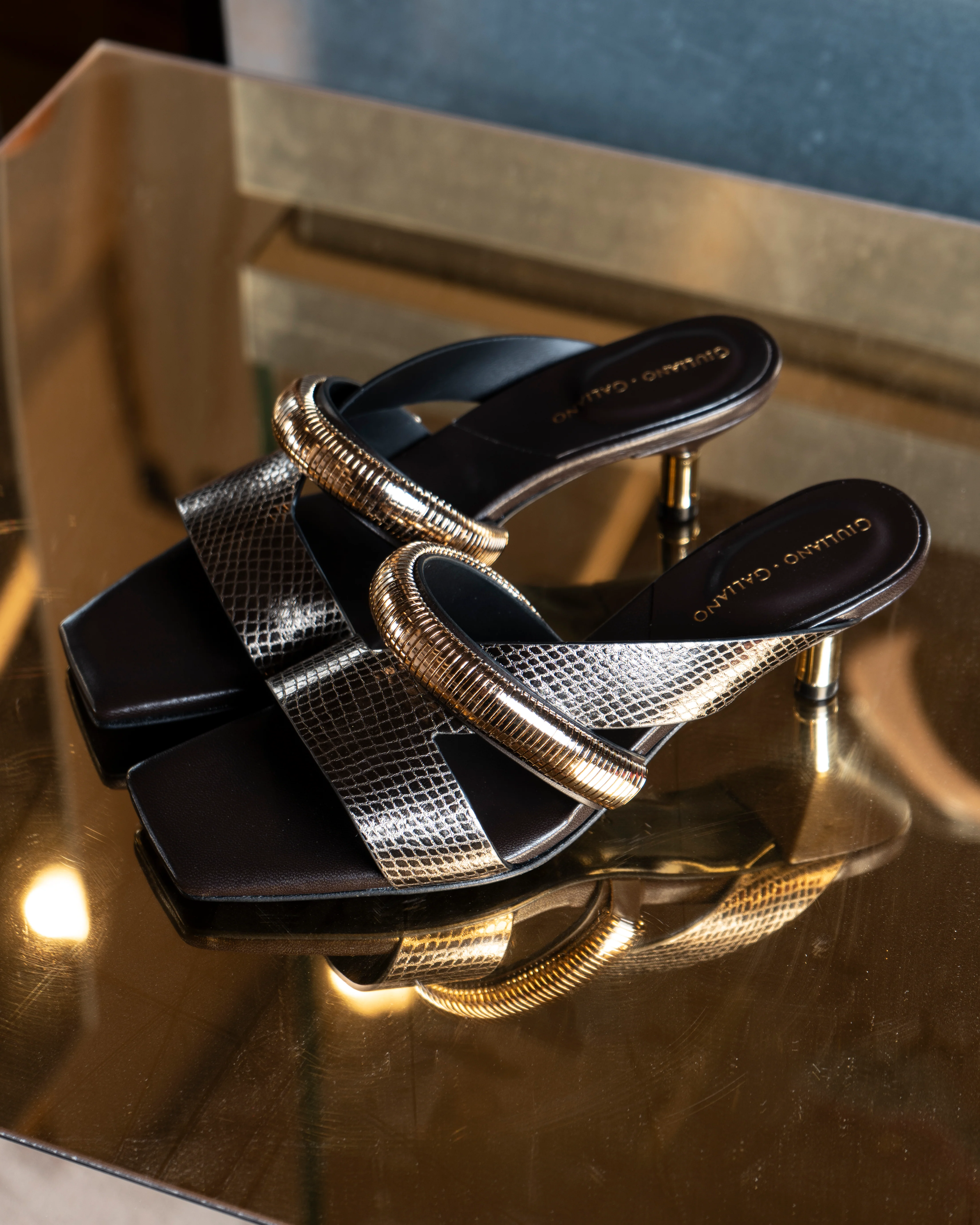 Gayalold Sandals | Black