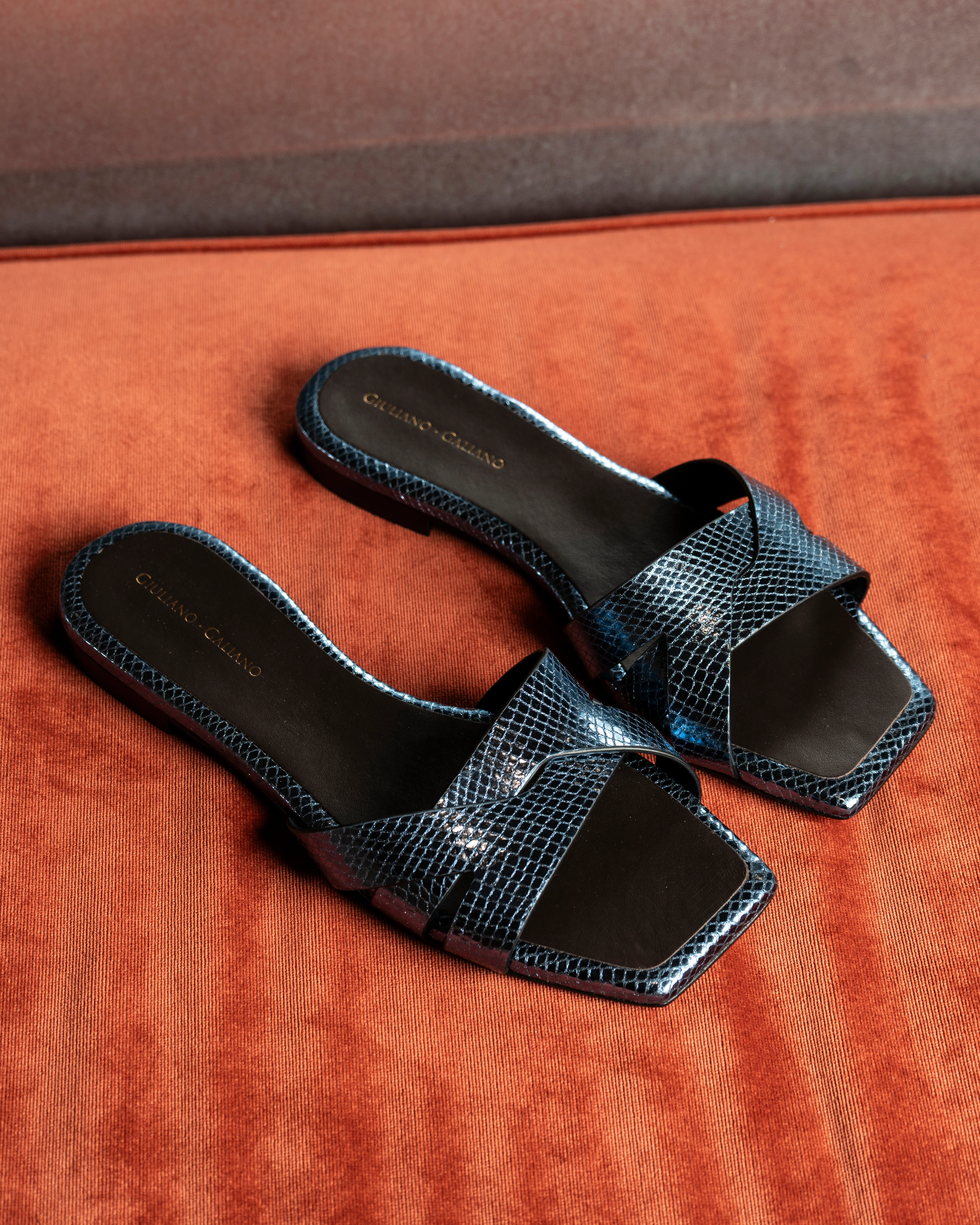 Miryam Flat Sandals | Blue