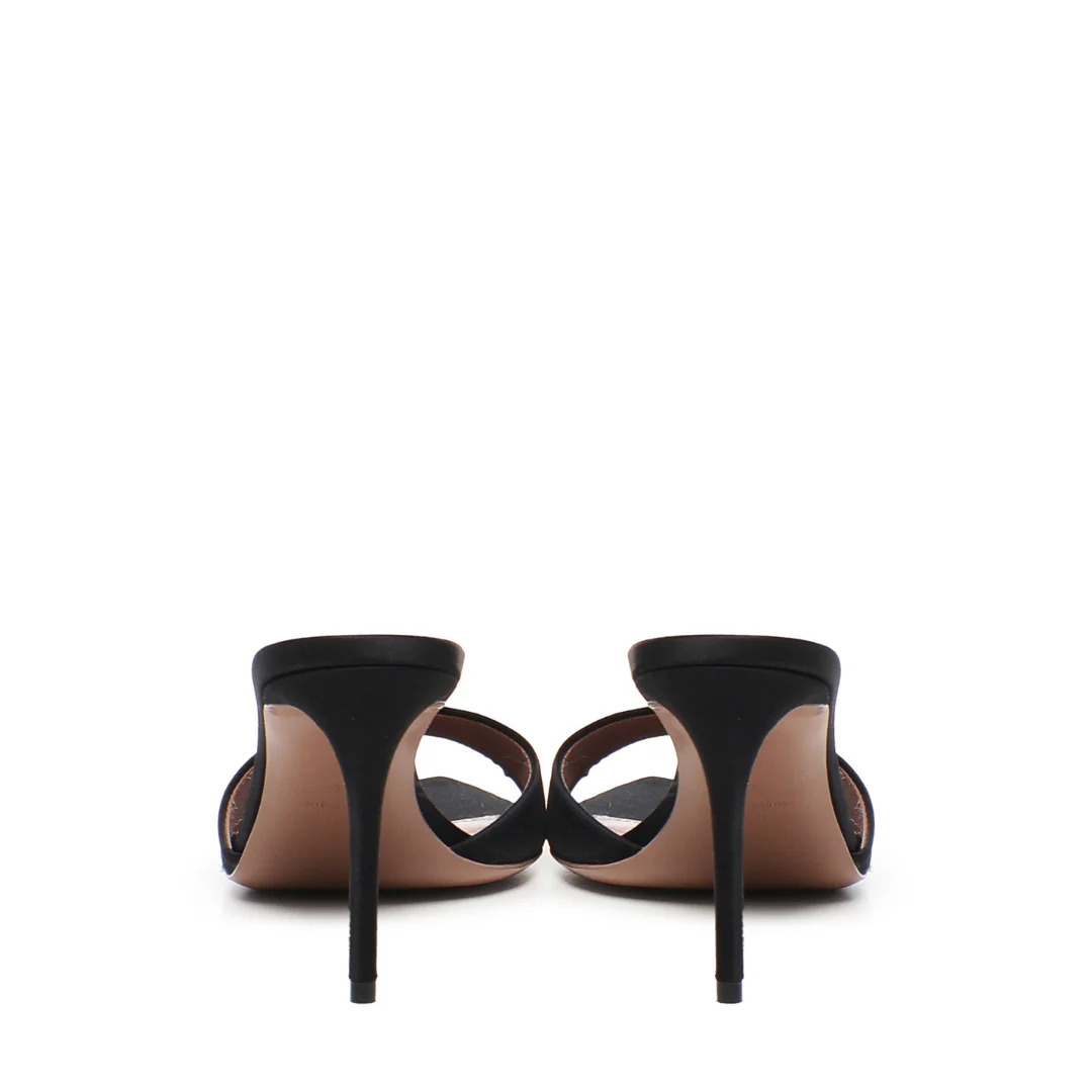 Alixia Sandal | In satin | Black