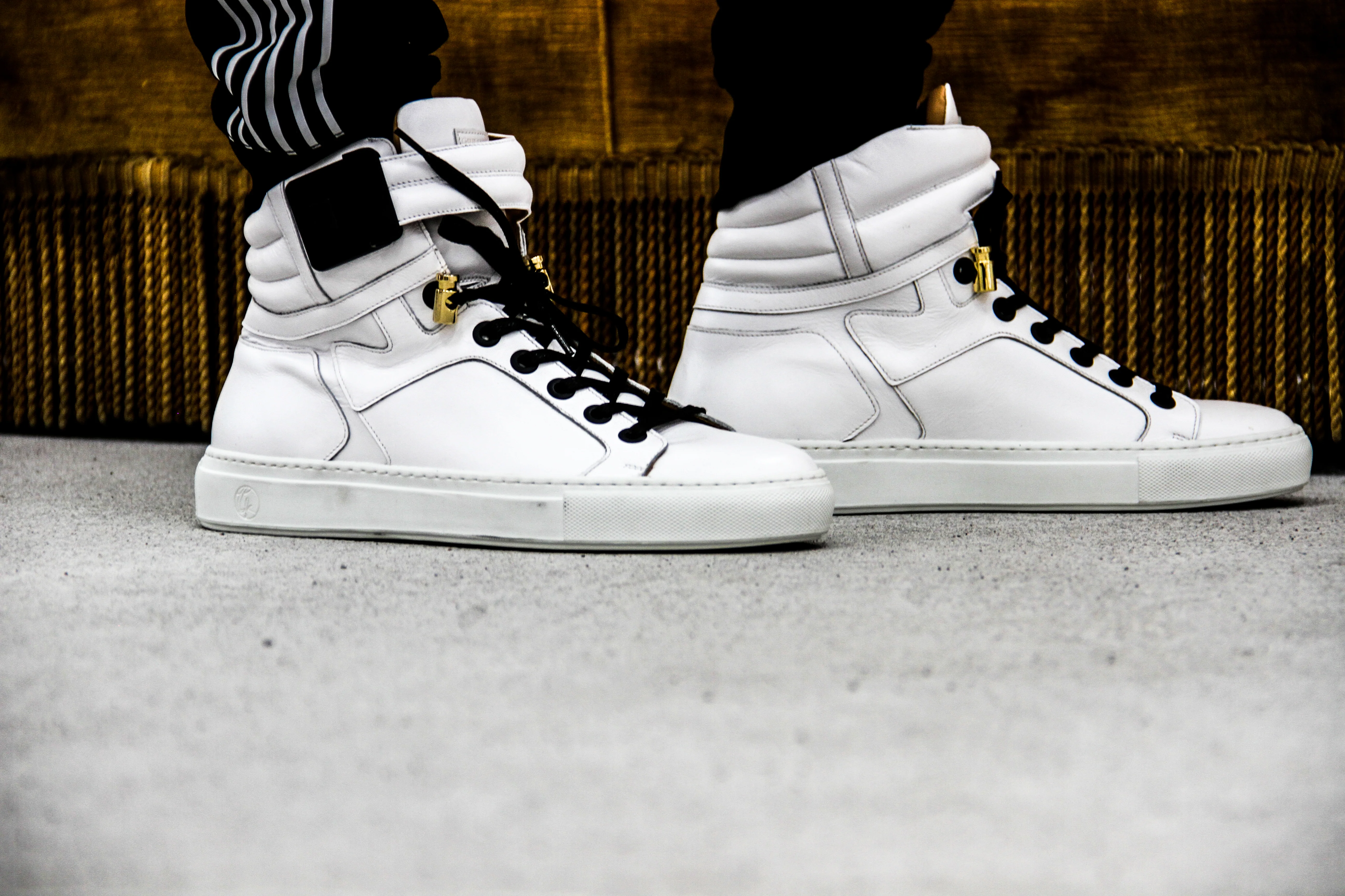 Black Soul White | White | Mat | Limited Edition