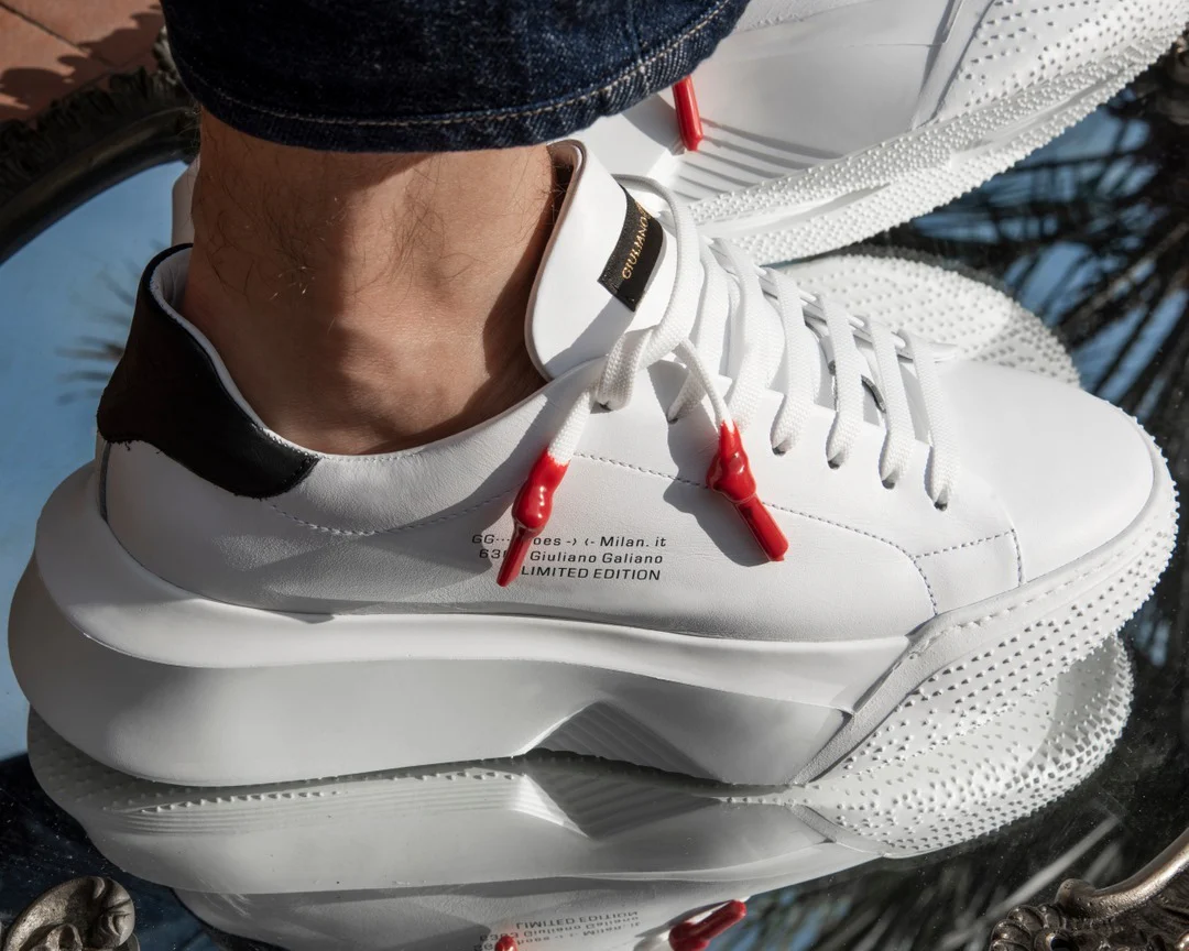 Nemesis White | Black | Woman