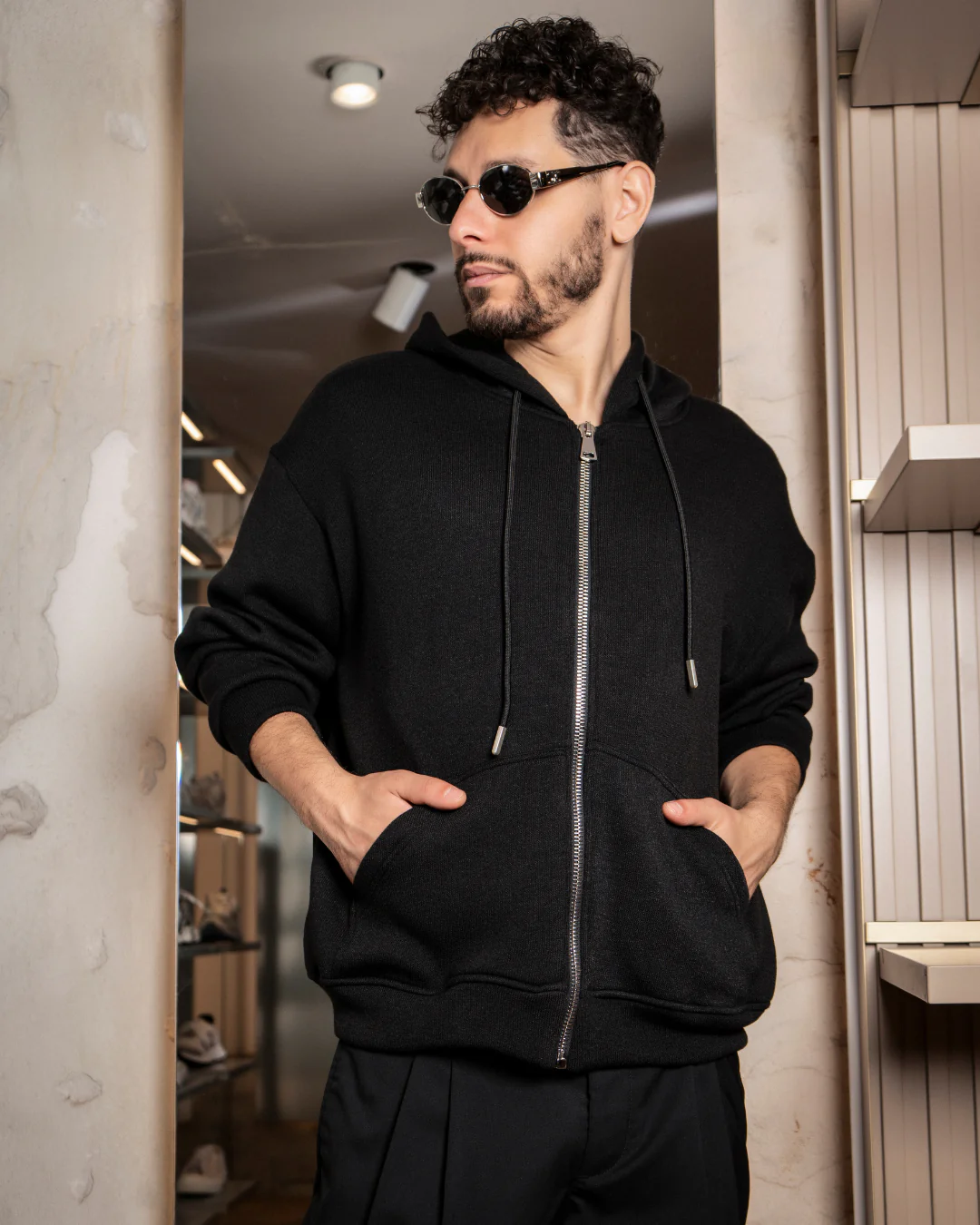 Zip-up | Sweatshirt | Black