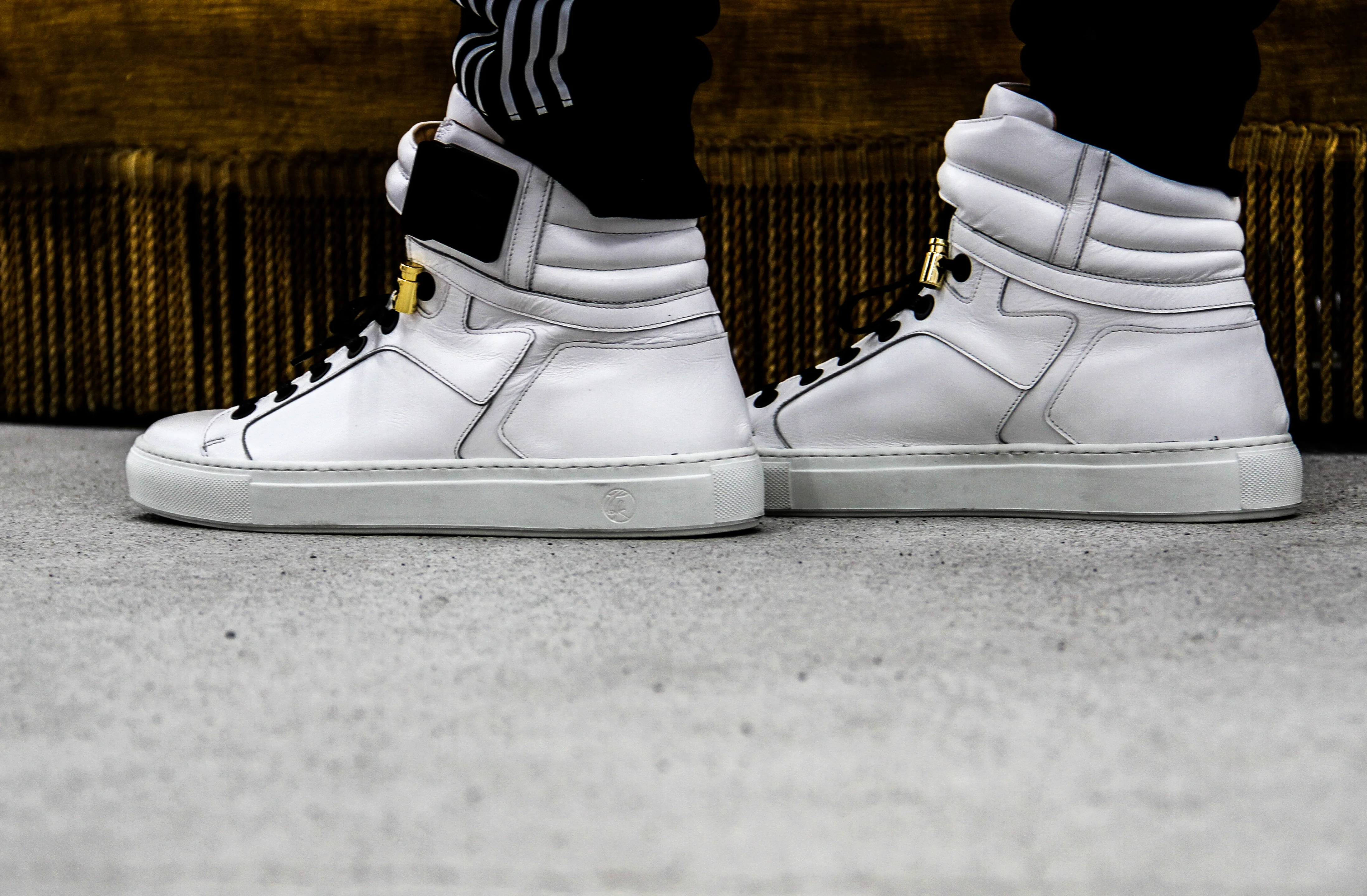 Black Soul White | White | Mat | Limited Edition