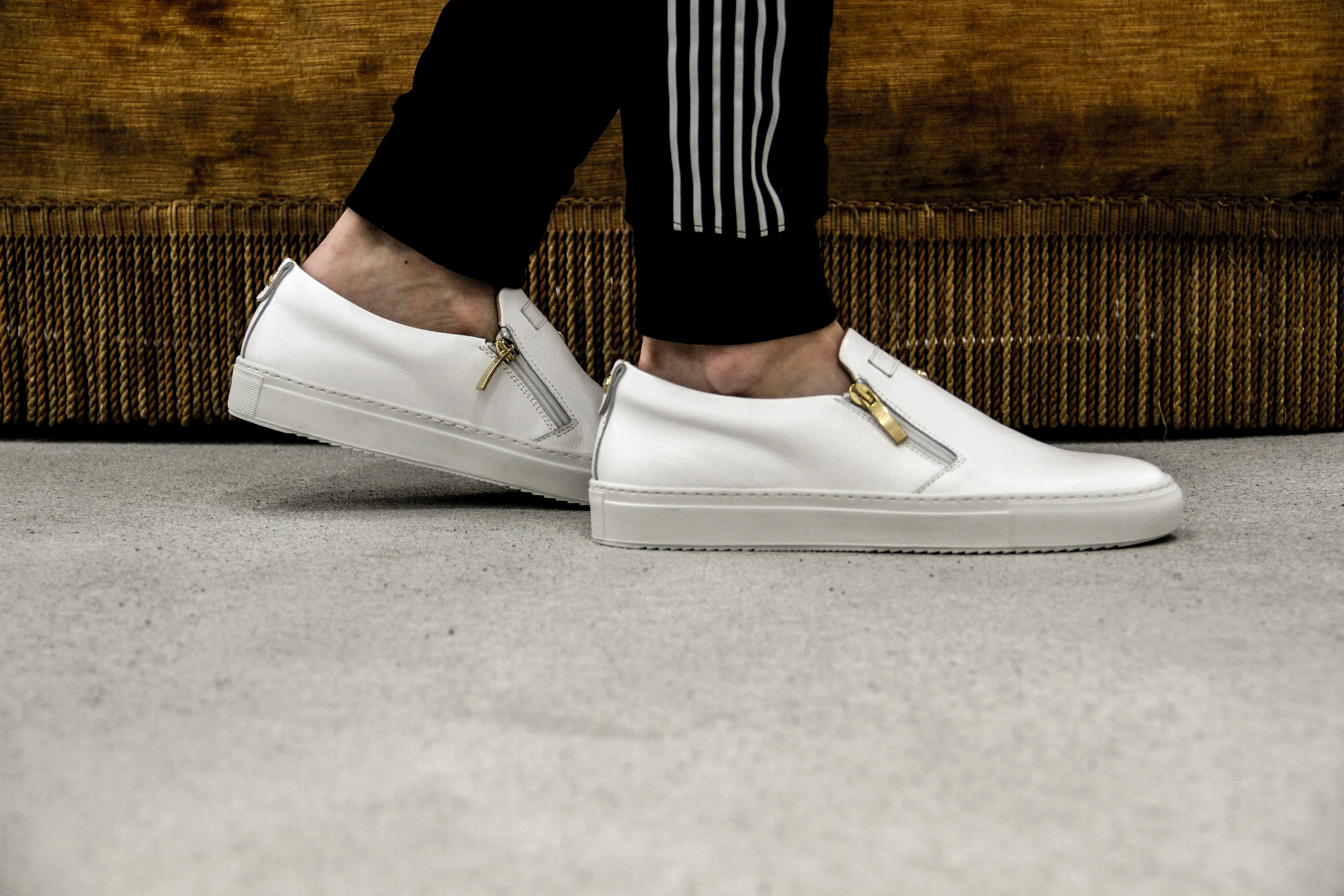 Slip-on White | White | Leather