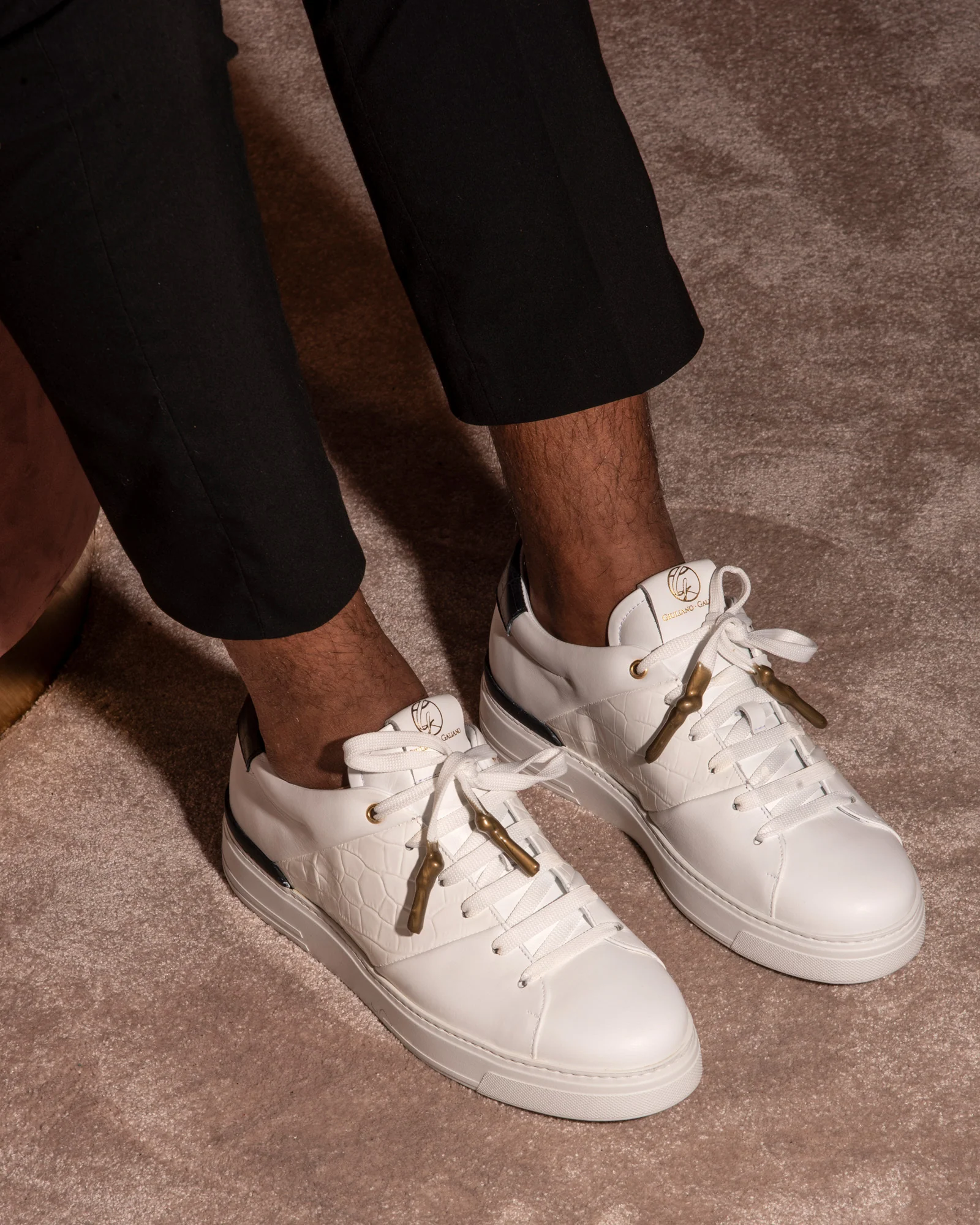 King1 Sneakers | White | Croc Style