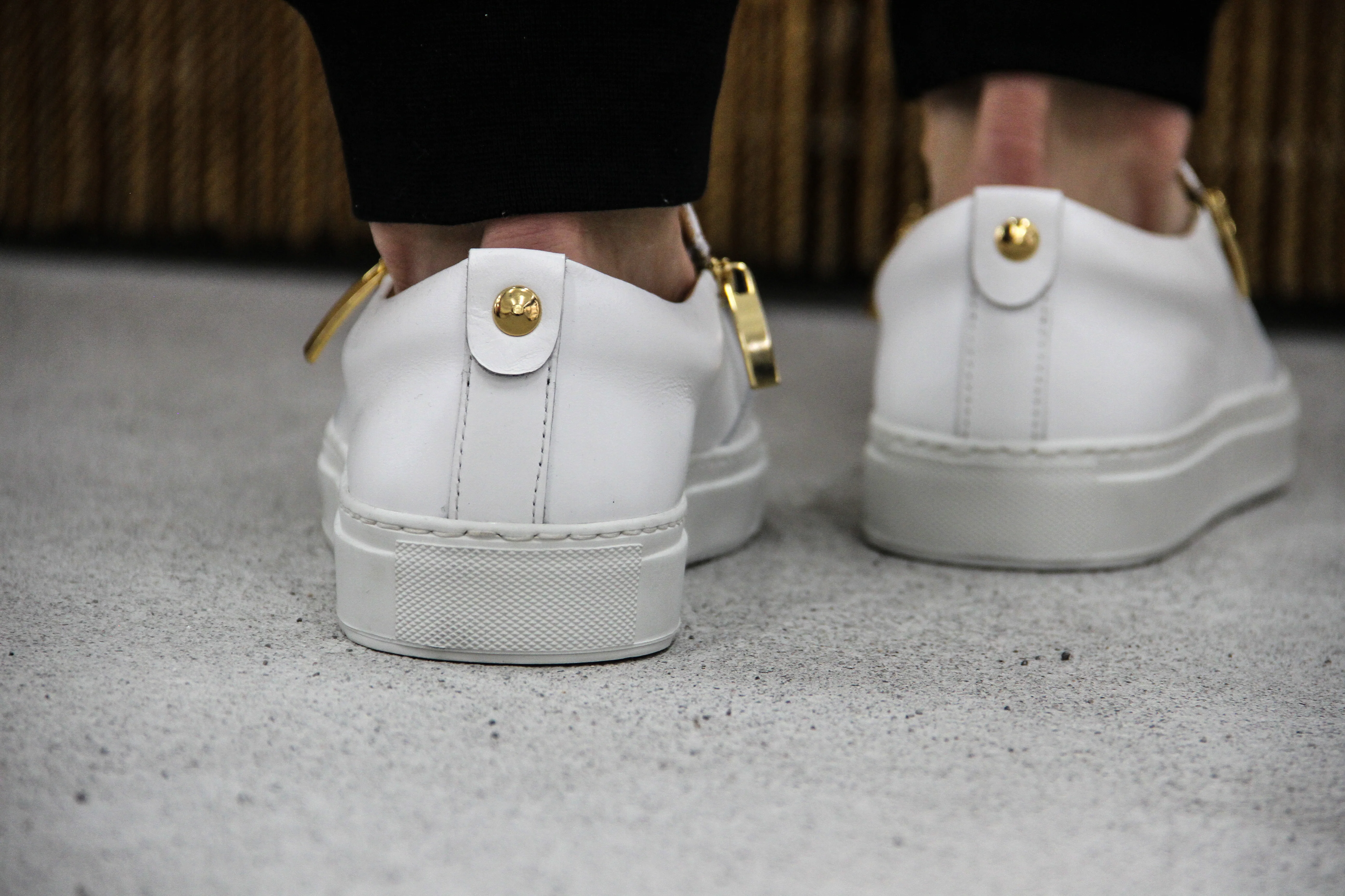 Slip-on White | White | Leather