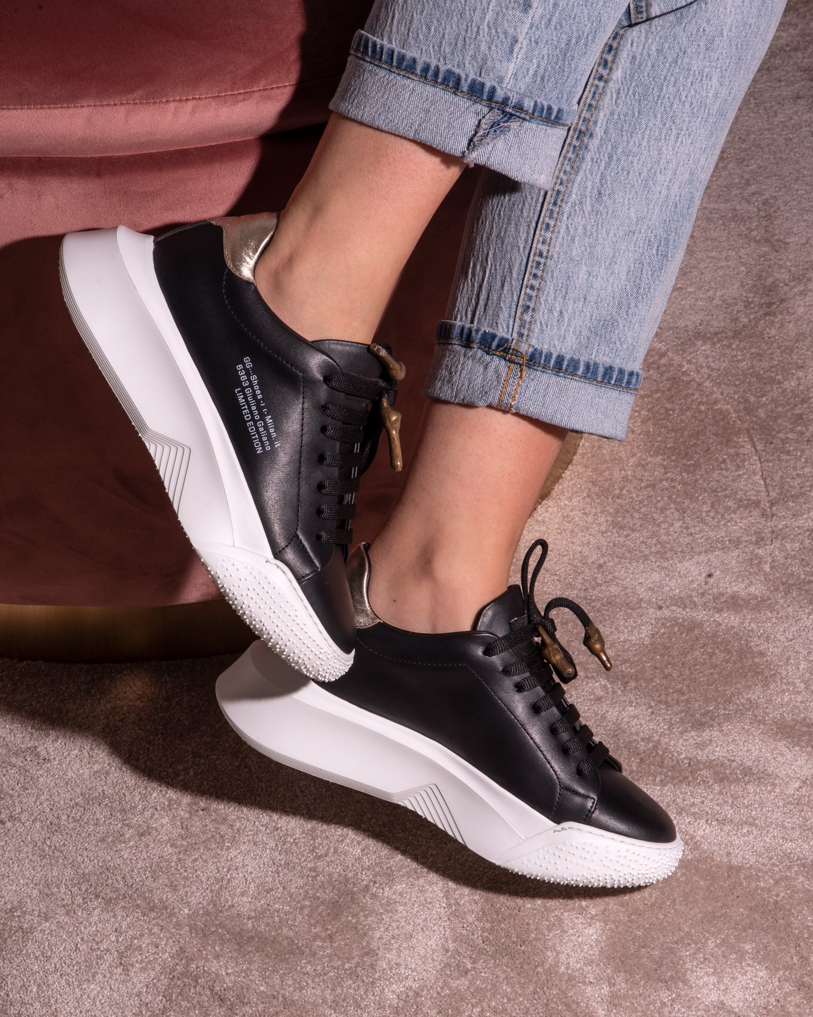 Nemesis | Black & Gold | Woman