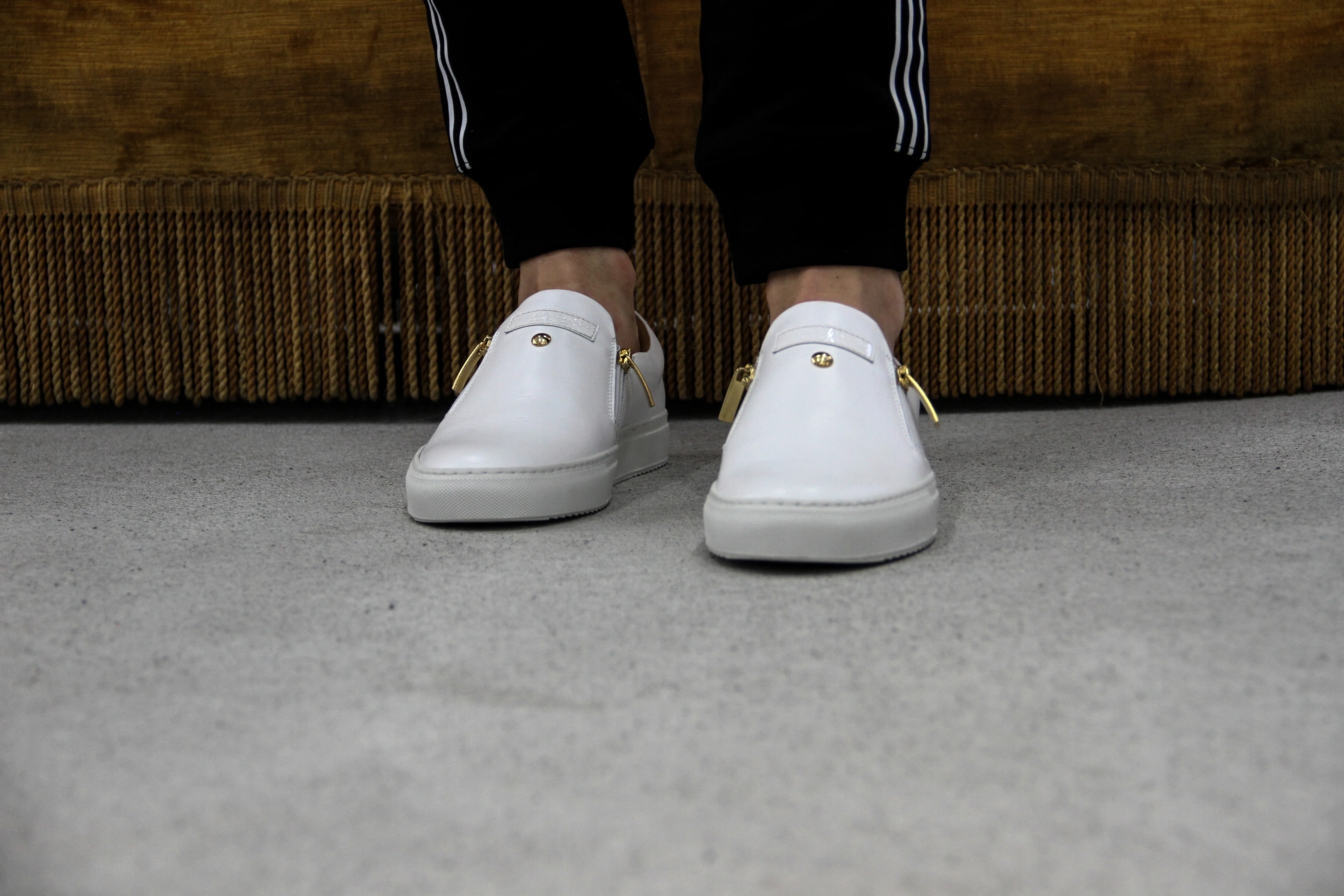 Slip-on White | White | Leather