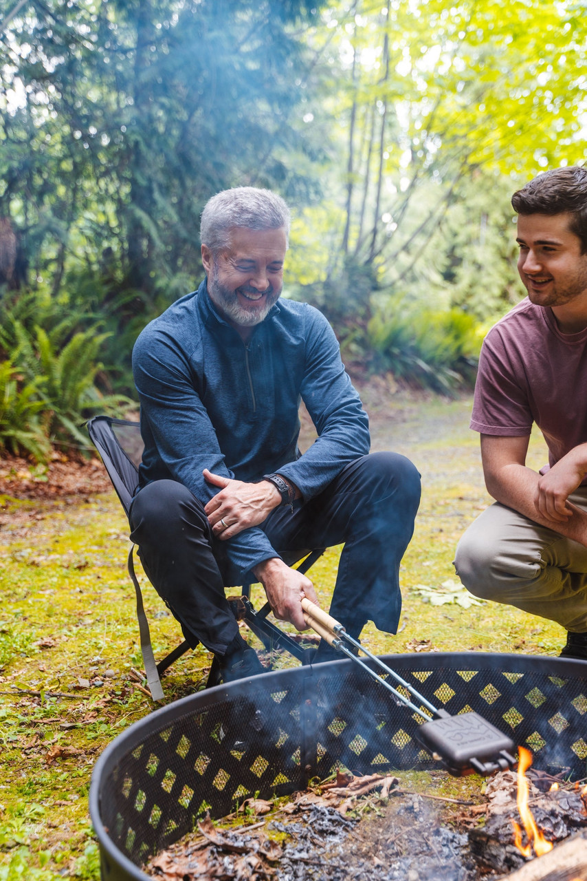 Coghlan's Cast Iron Camp Cooker Single