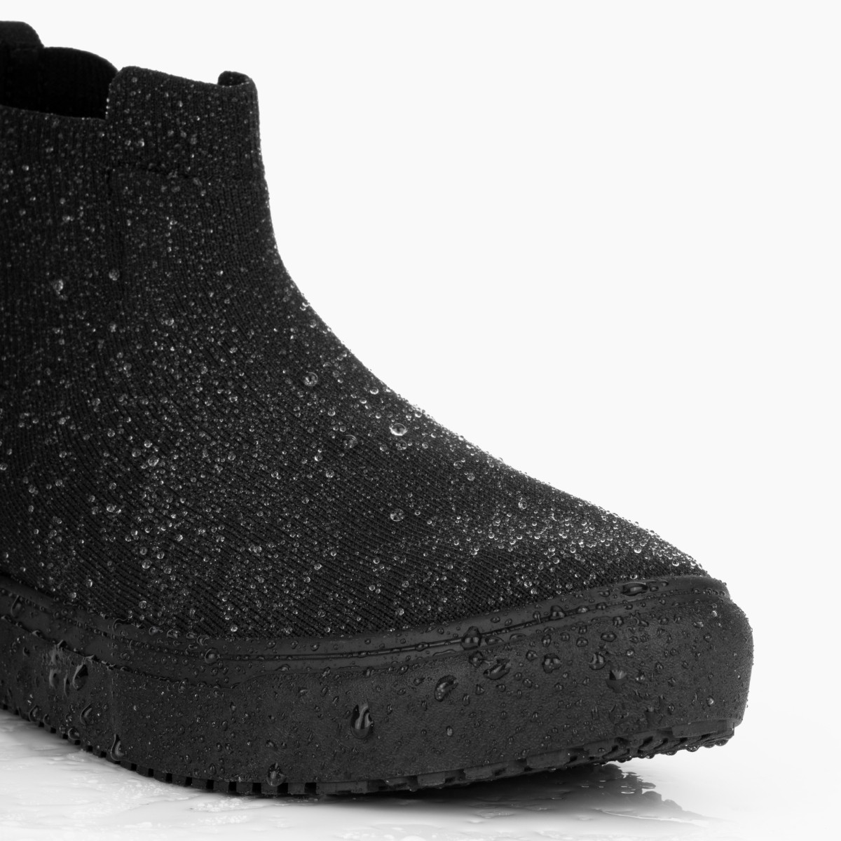 Vessi Uptown Chelsea Sneaker - Women's