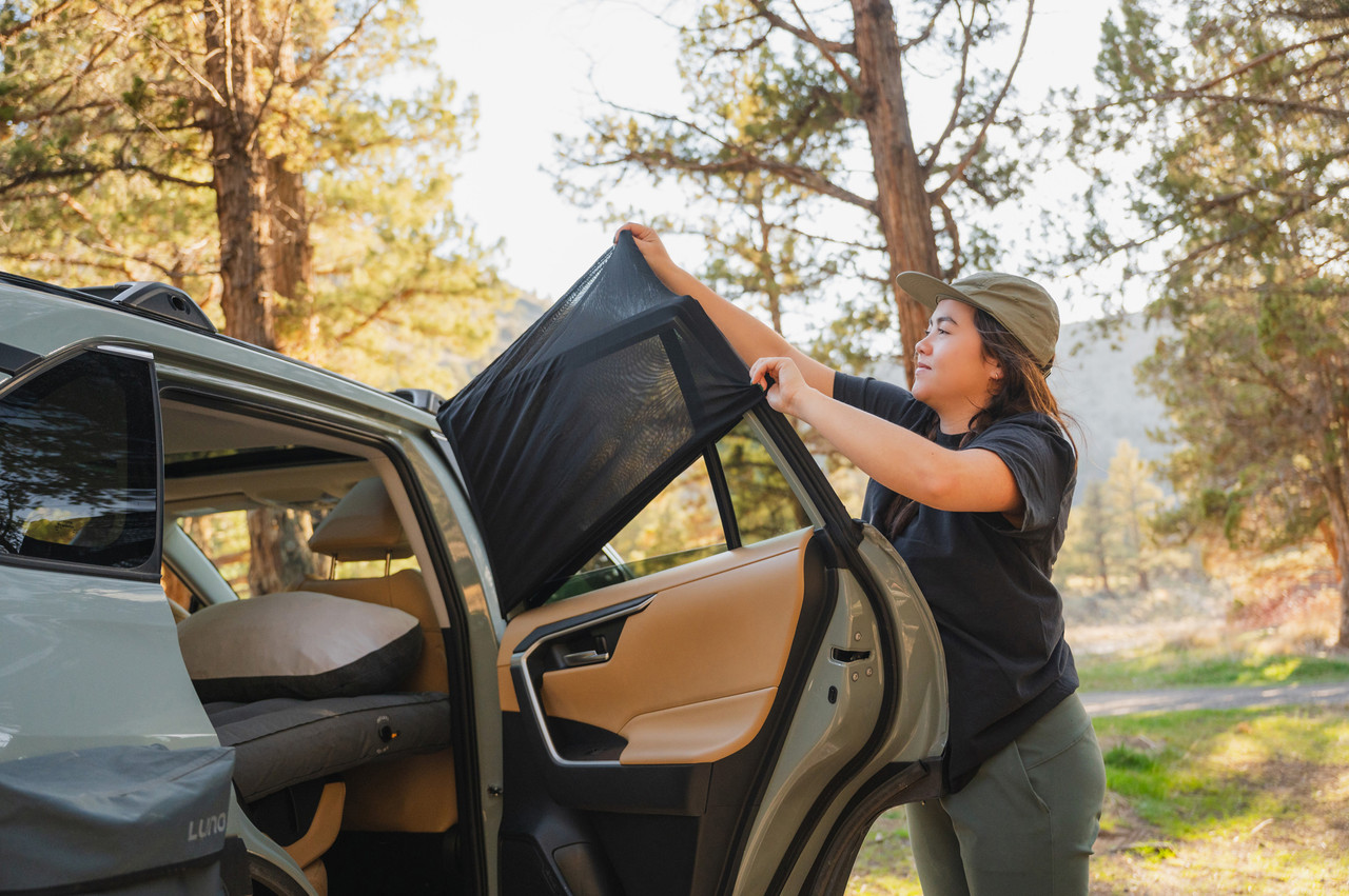 Luno Car Window Screens