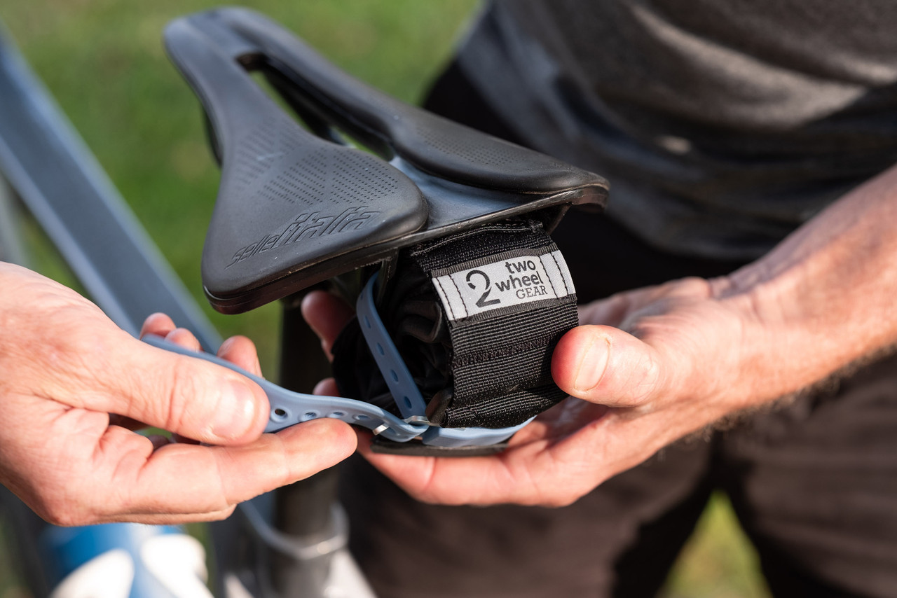 Two Wheel Gear Tack Strap Tool Wrap 12in