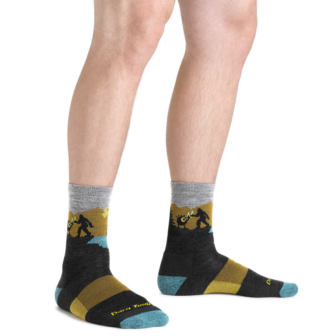 Darn Tough Close Encounters Midweight Cushion Micro Crew Socks - Unisex