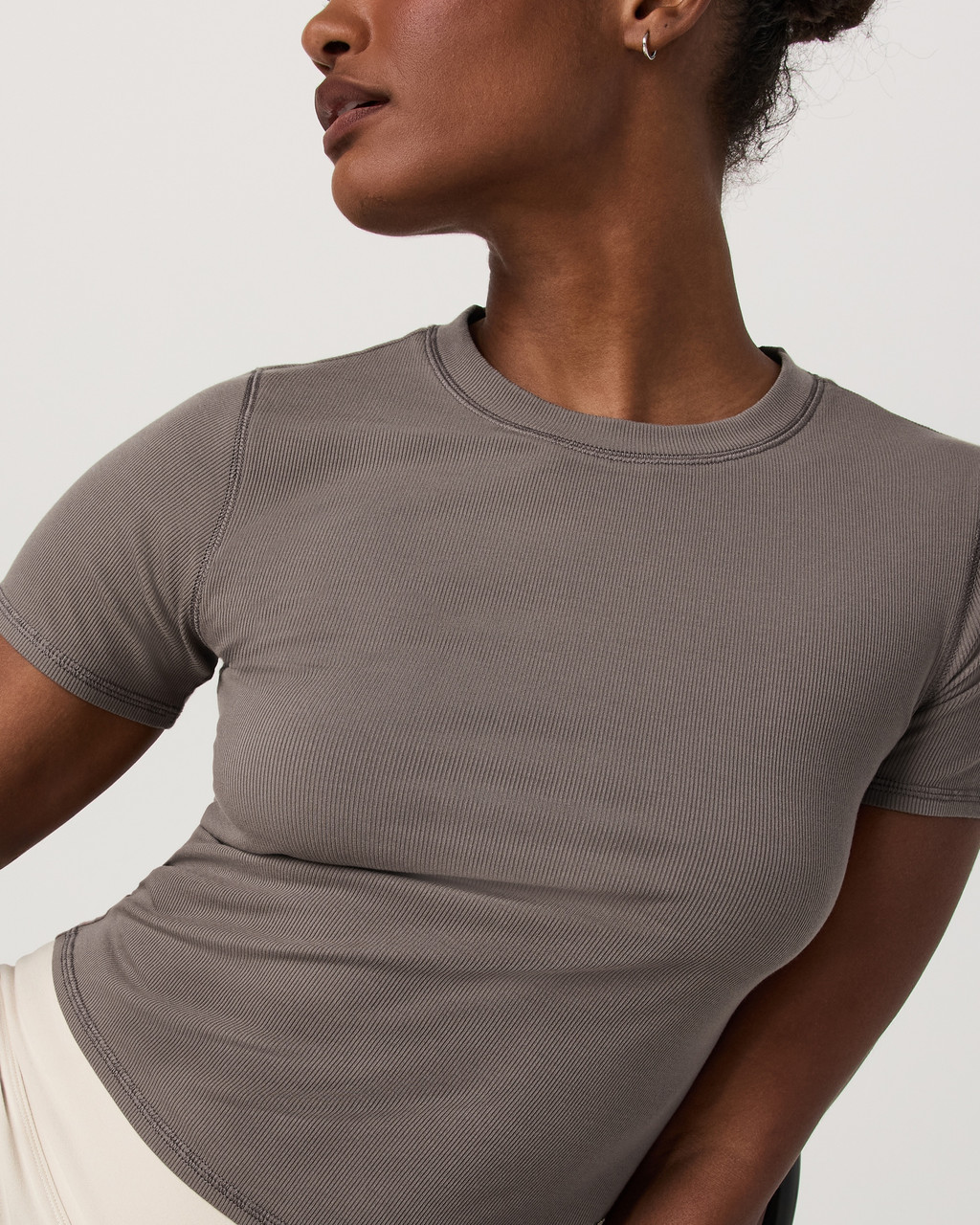 Vuori Pose Fitted Tee - Women's