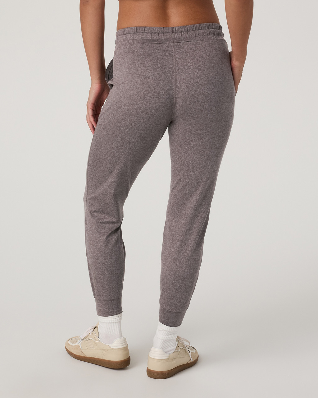 Vuori Performance Joggers - Women's